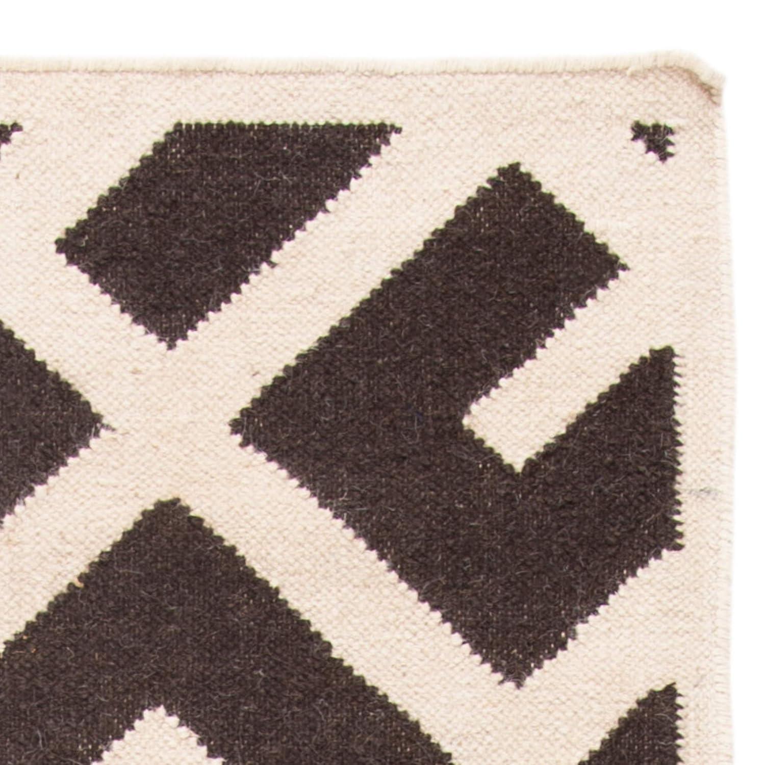 Handmade Geometric Black/Ivory Wool Area Rug 8' x 10'