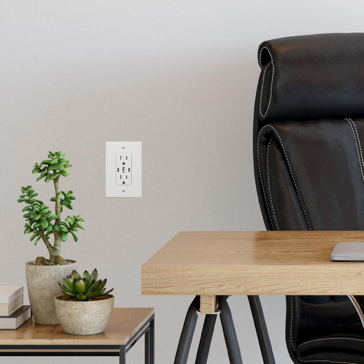 White 15A Tamper Resistant Duplex Outlet with 3 USB Ports