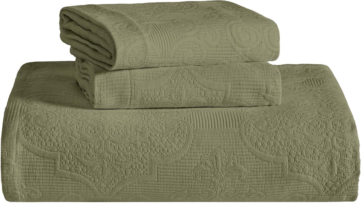 Superior Florin Matelasse Jacquard Scrolling Medallion Cotton Bedspread Set With Pillow Shams