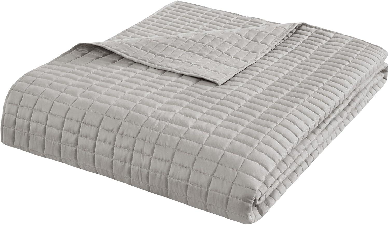 Comfort Spaces 3-Piece Micorfiber Mini Bed in A Bag Quilt Set, King, Light Gray, Kienna All Season Reversible Blanket