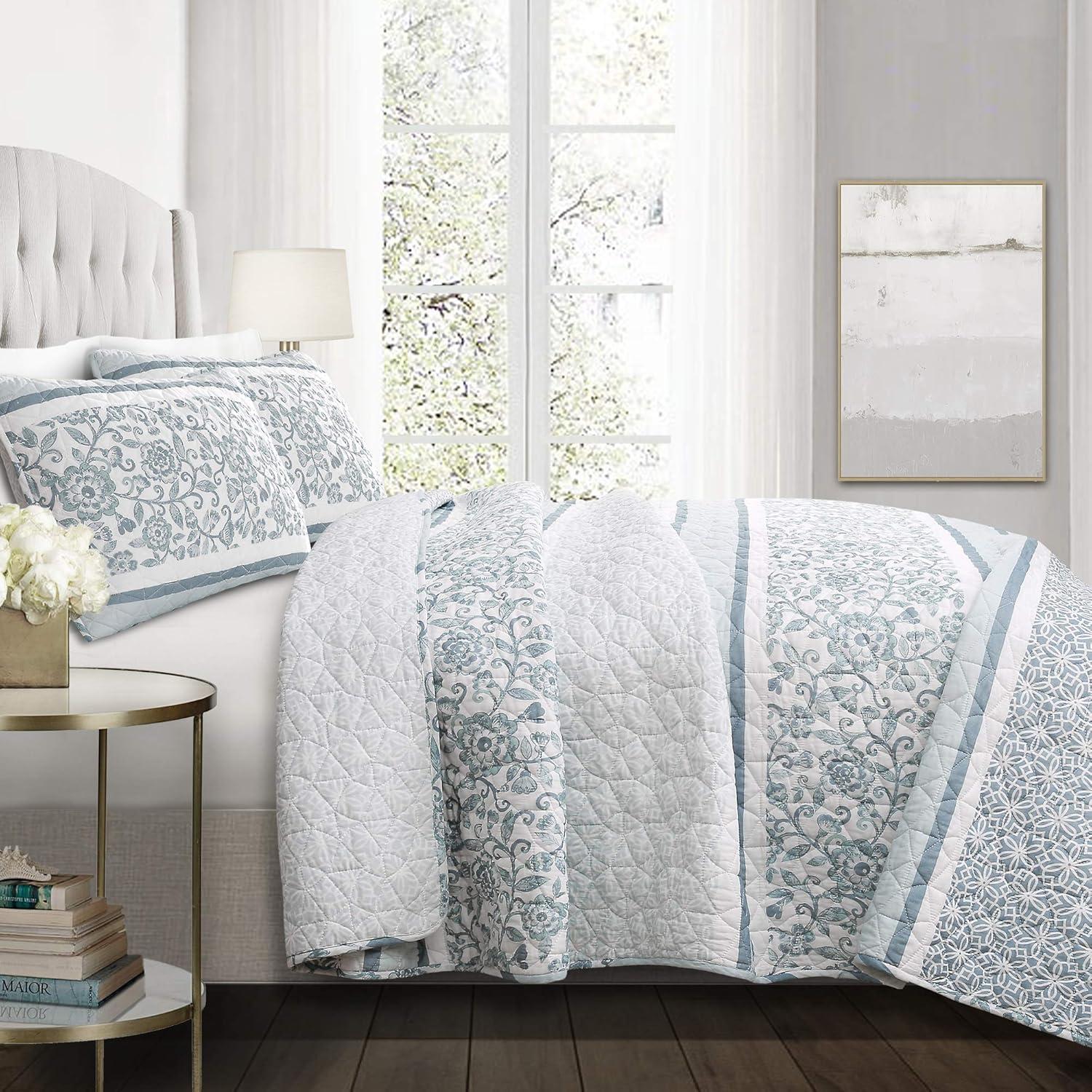 Blue Cotton Reversible Full/Queen Quilt Set with Shams