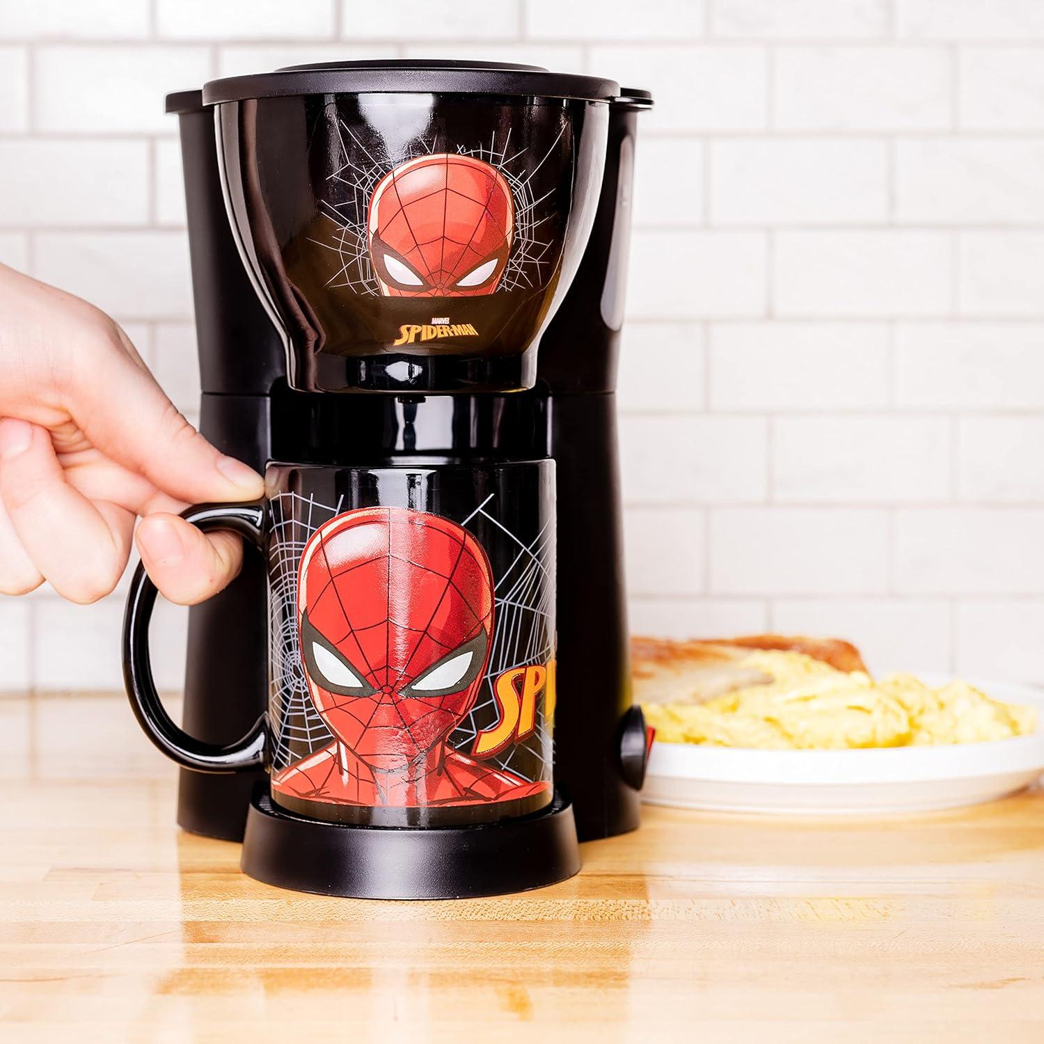 Uncanny Brands Marvel Spider-Man Coffee Maker Set