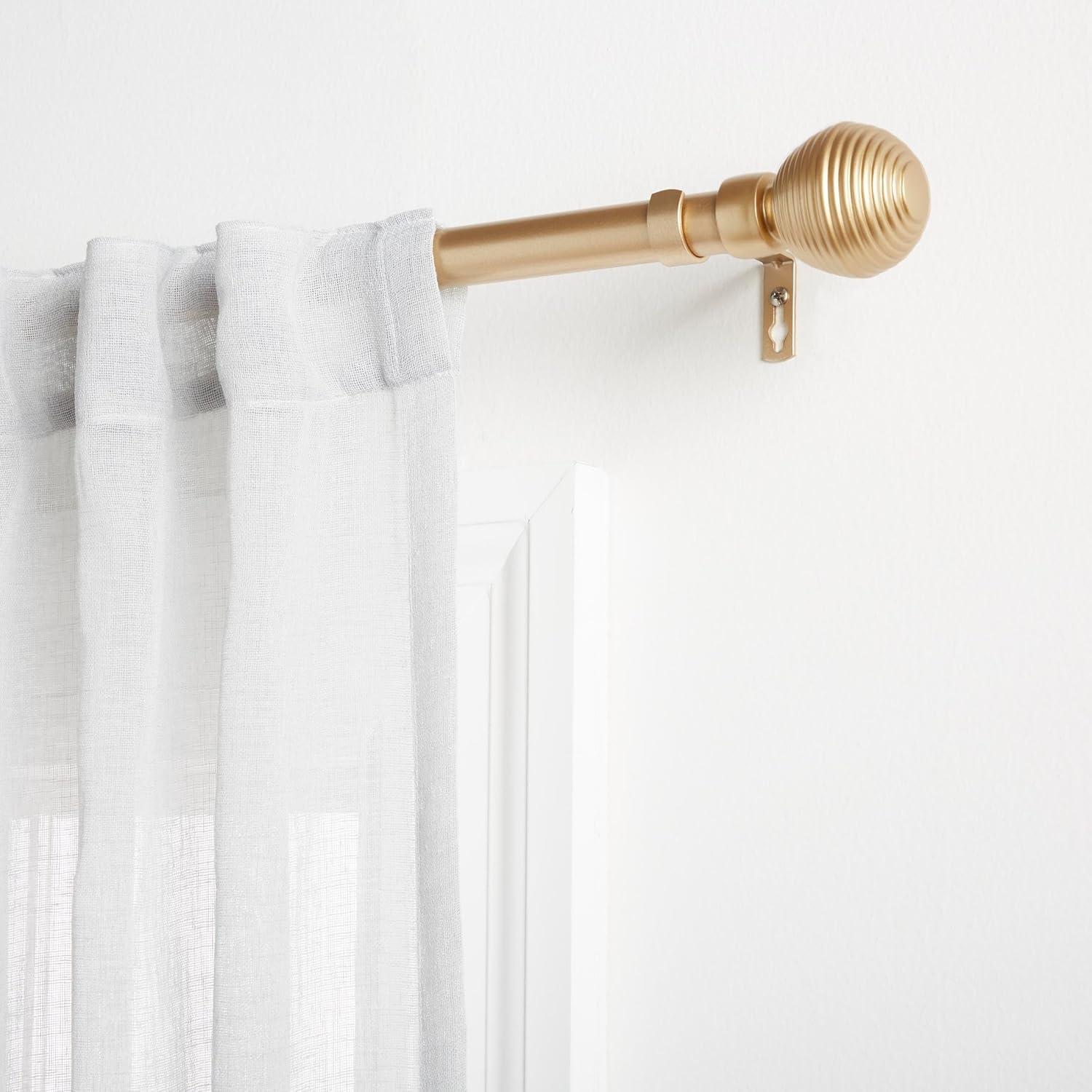 EXCLUSIVE HOME Modern Layer 1" Curtain Rod and Coordinating Finial Set, Matte Silver, Adjustable 36"-72"