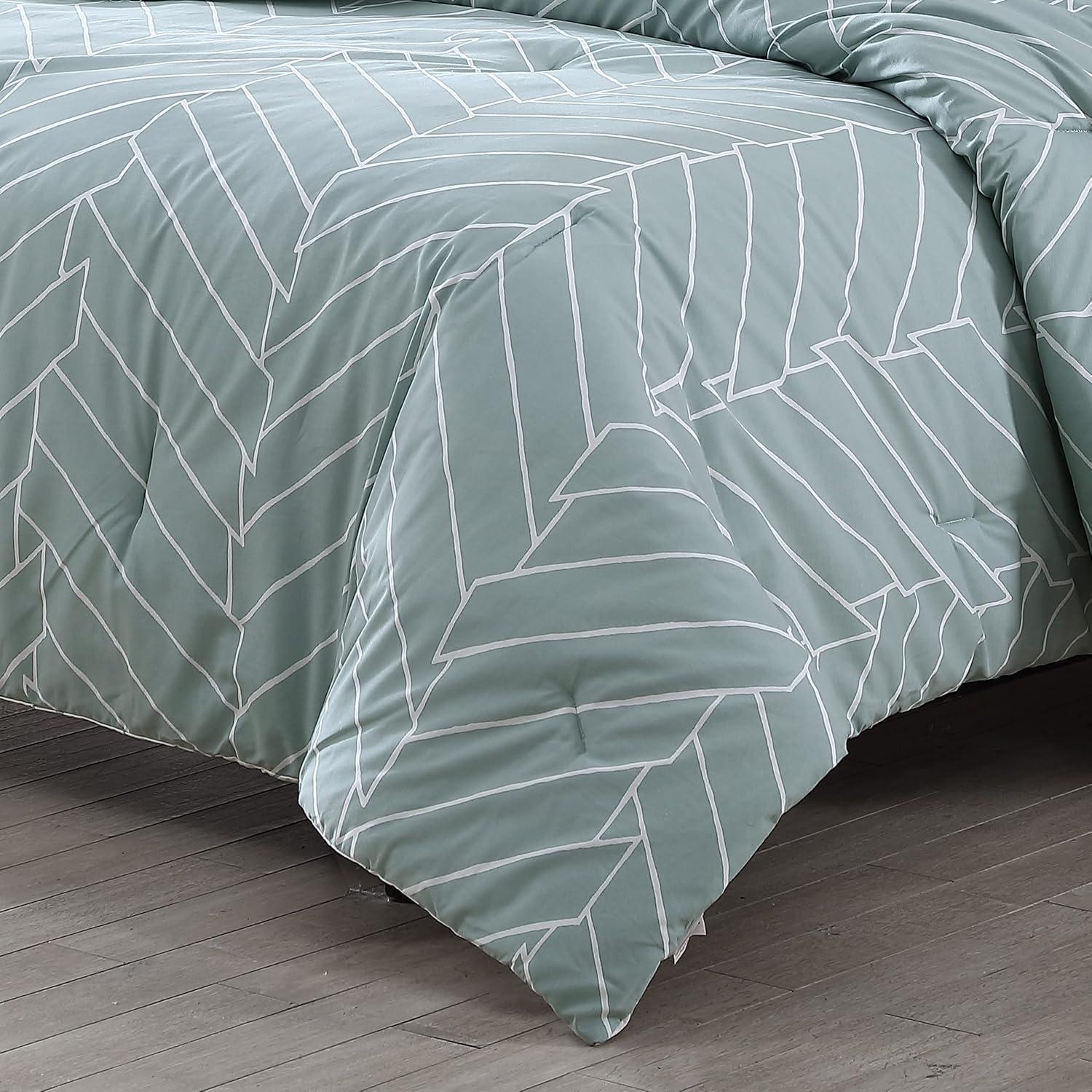 Ceres Reversible Comforter Set