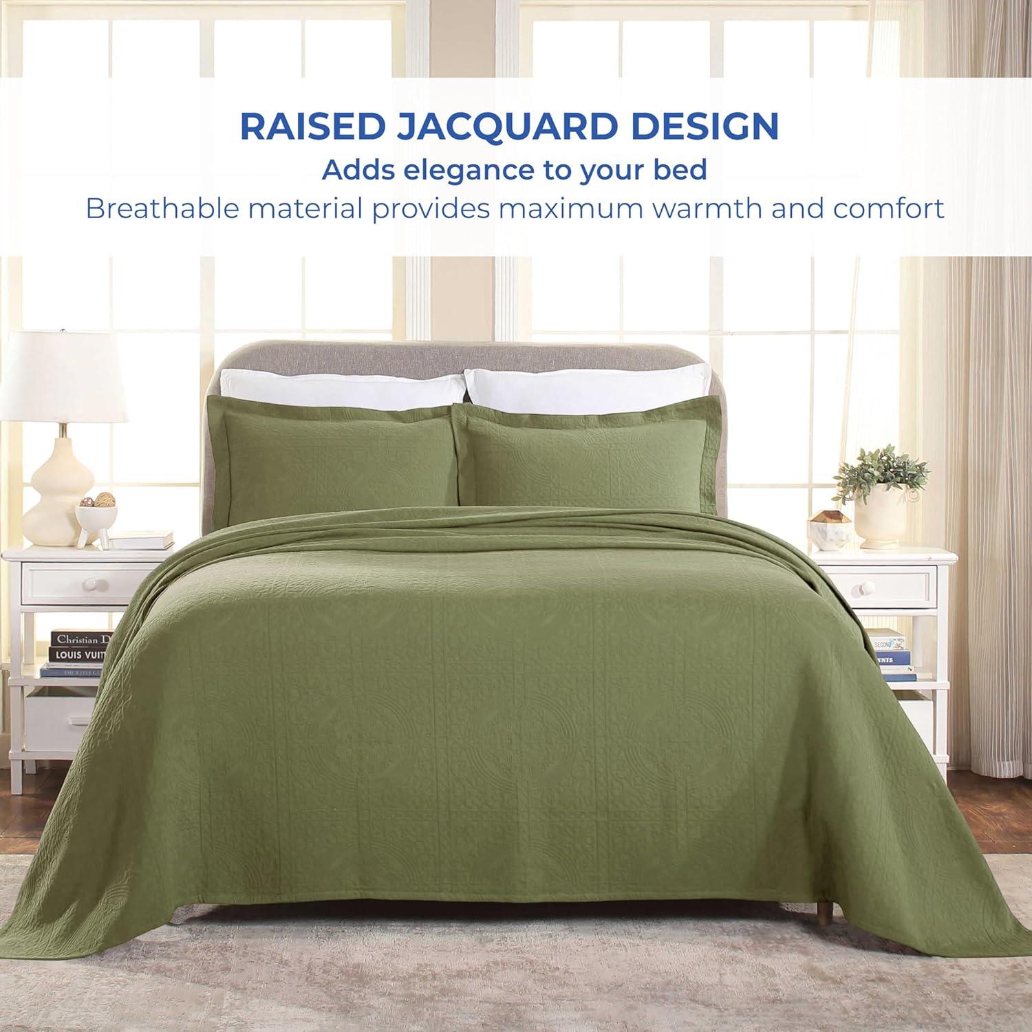 Sage Cotton Twin Bedspread Set with Pillowsham