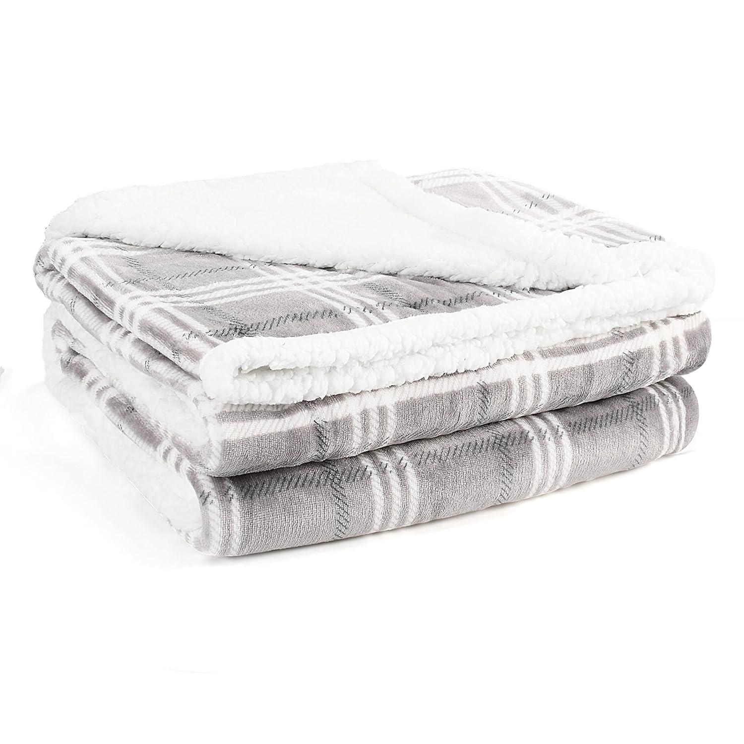 Catalonia Plaid Sherpa Throw Blanket, Holiday Throws for Couch Sofa Cabin Decro, Christmas Blanket