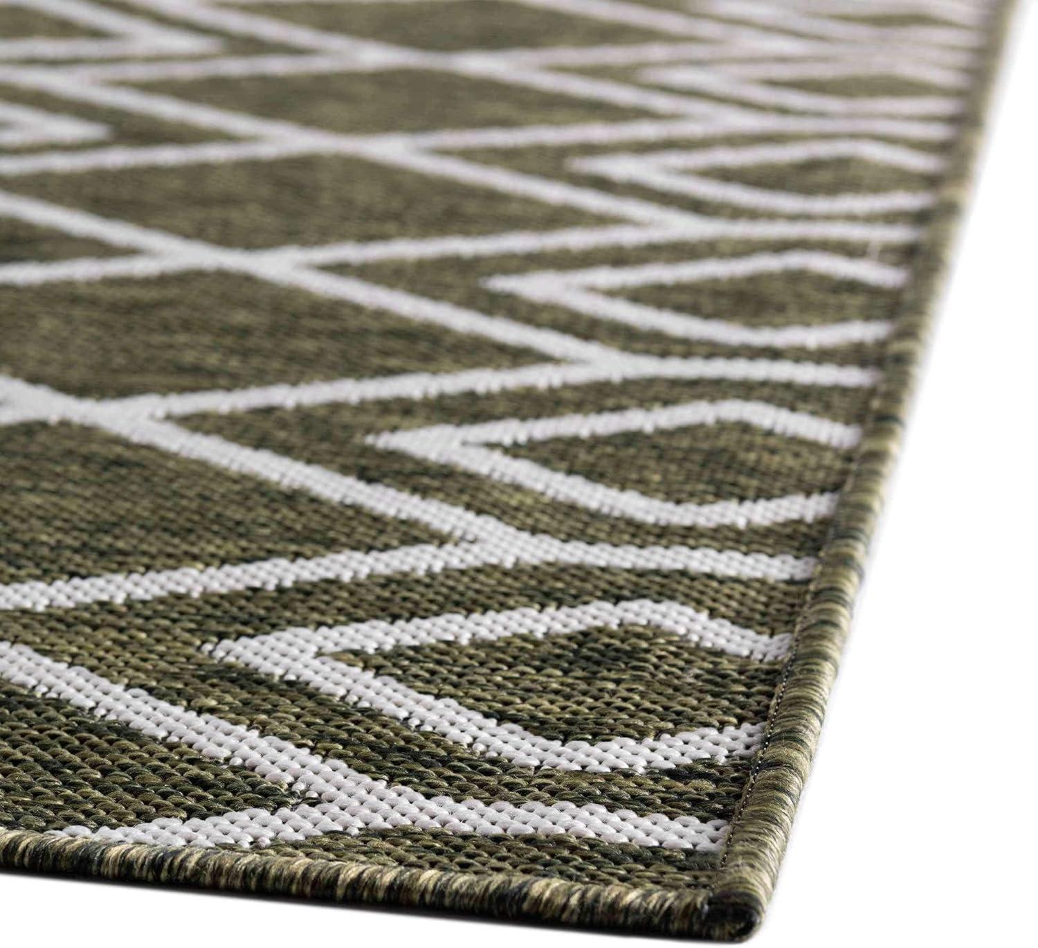 Jill Zarin Outdoor Turks and Caicos Trellis Woven Area Rug