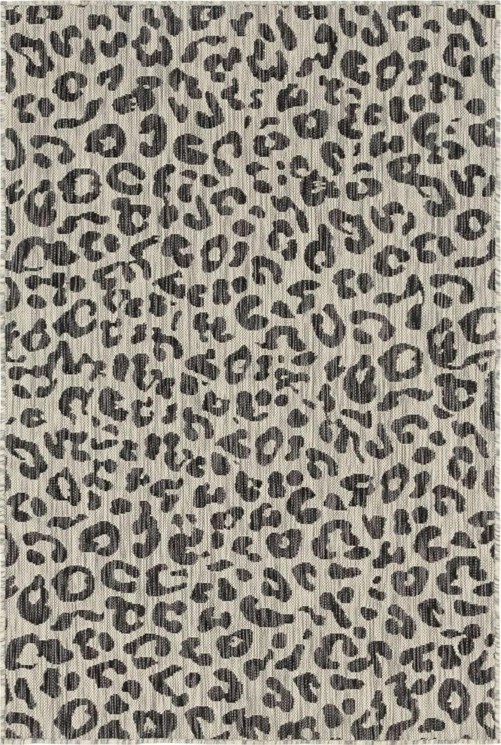 Unique Loom Outdoor Safari Collection Area Rug - Leopard (4' 1" x 6' 1" Rectangle Light Gray/Gray)