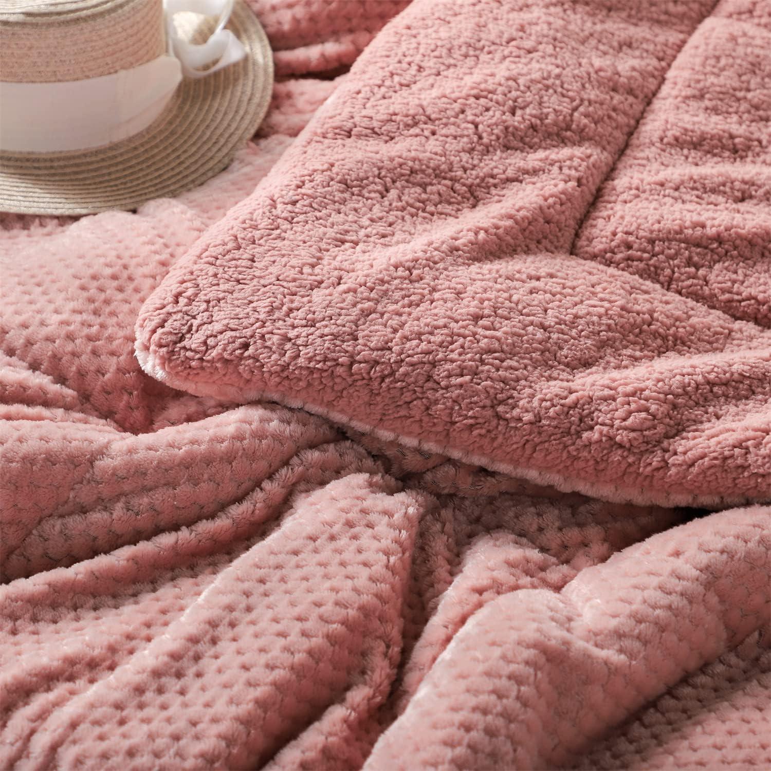 DOMDEC Luxurious Flannel Fleece Comforter with Plush Sherpa Back- Queen Size Bedding Coverlet-Textured Faux Fur Blanket-Machine Washable-Winter Warmth(Full/Queen, Rose)