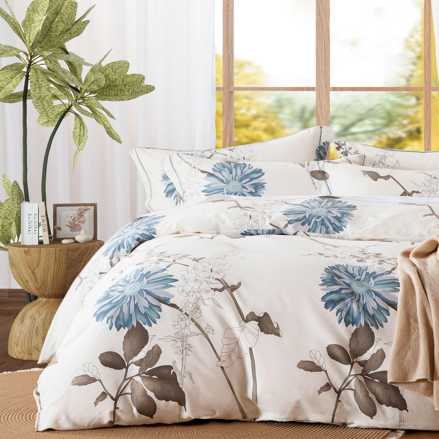 Queen White and Green Floral Reversible Microfiber Comforter Set