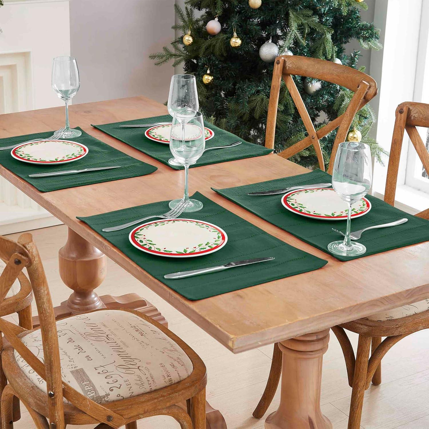 Green Cotton-Polyester Rectangular Placemats Set of Four