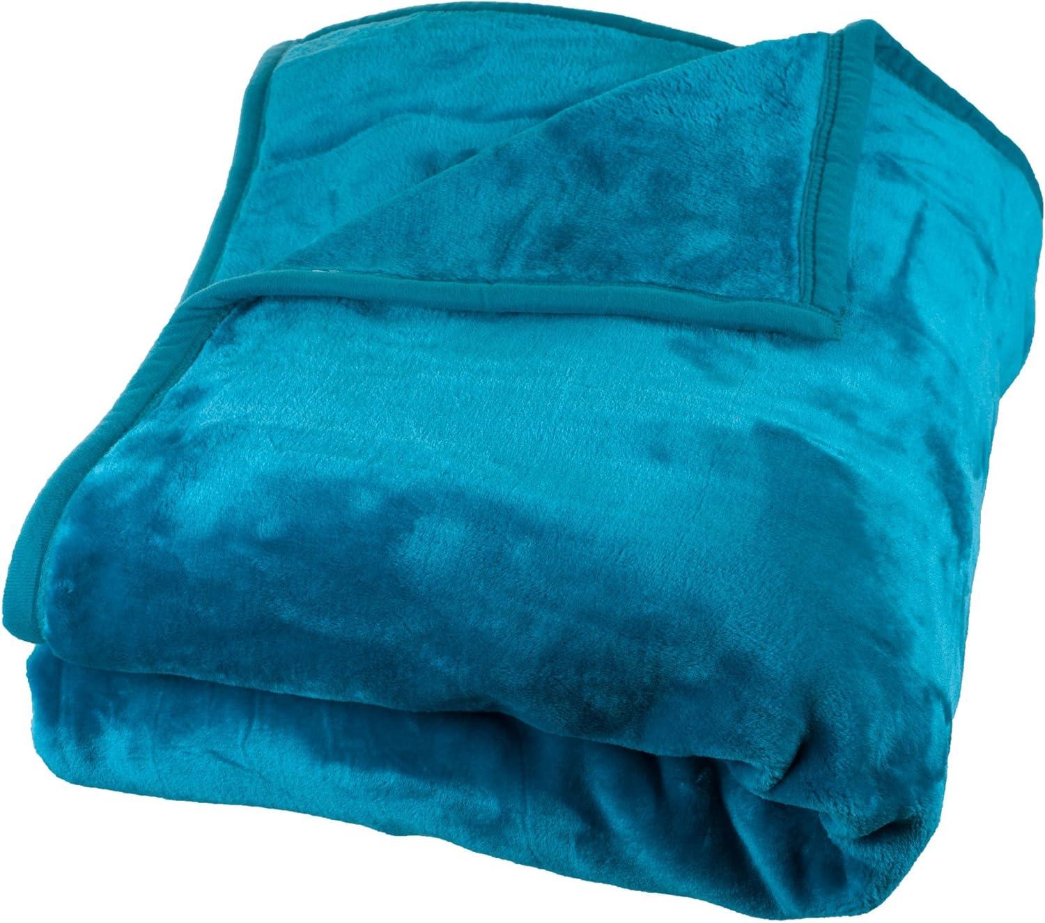 Lavish Home Faux Fur Throw Blanket – Oversized 91x81 Machine-Washable Bedding – Mink-Style 7.8lbs Heavy Blanket for Bed or Sofa by Lavish Home