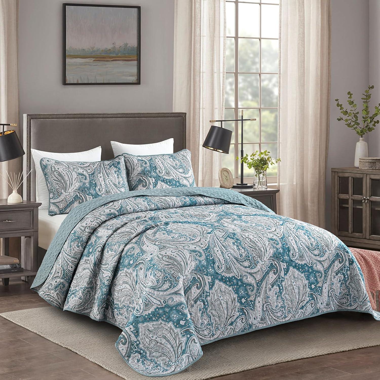 DJY Red Paisley Quilt Set Queen Size Boho Quilt Bedspread Set 3 Pieces, Soft Lightweight Microfiber Coverlet Set Burgundy Paisley Floral Pattern Bedding for All Season, 96''x90''