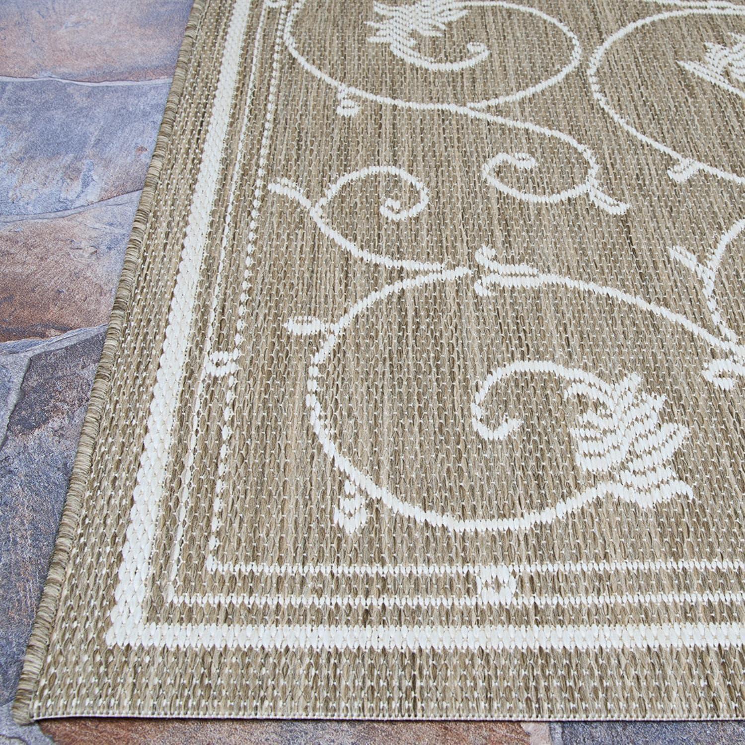 Couristan Recife Veranda Indoor / Outdoor Area Rug, Champagne- Taupe, 2' x 3'7"