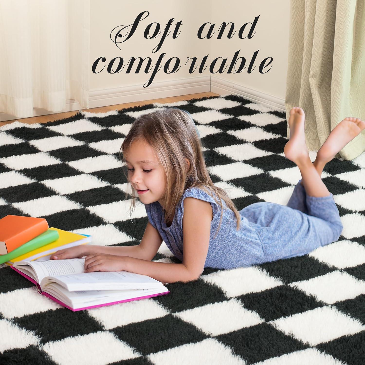 Luxe Weavers Checkered Black and White Geometric 8x10 Area Rug