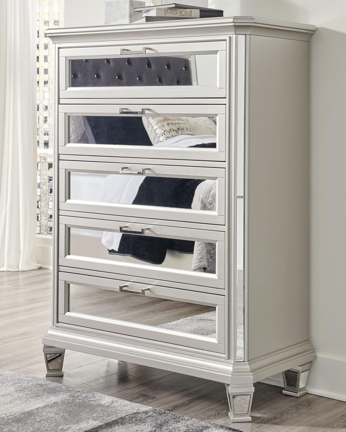 Akeiba 5 - Drawer Dresser