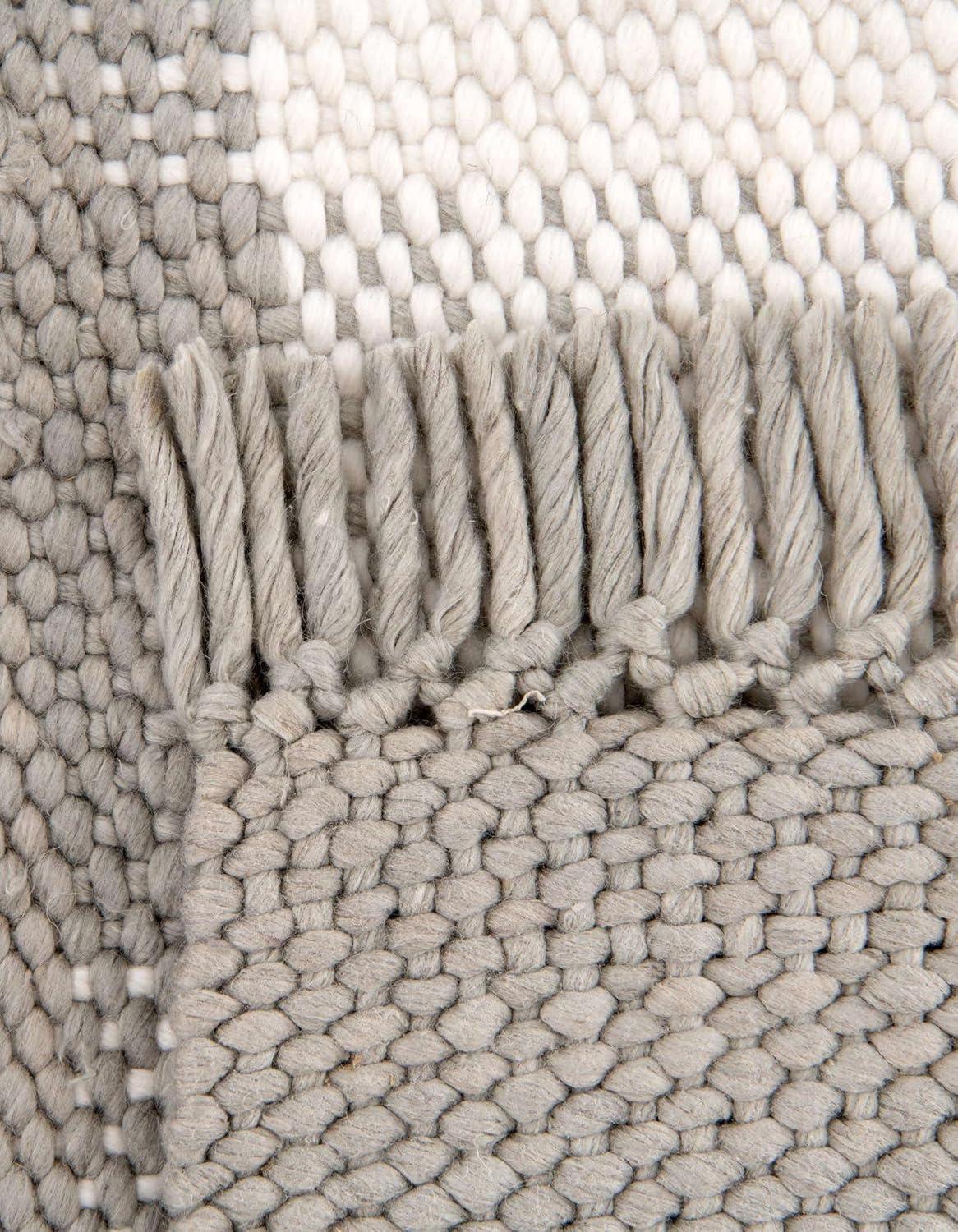 Mary-Jean Plaid Indoor / Outdoor Rug