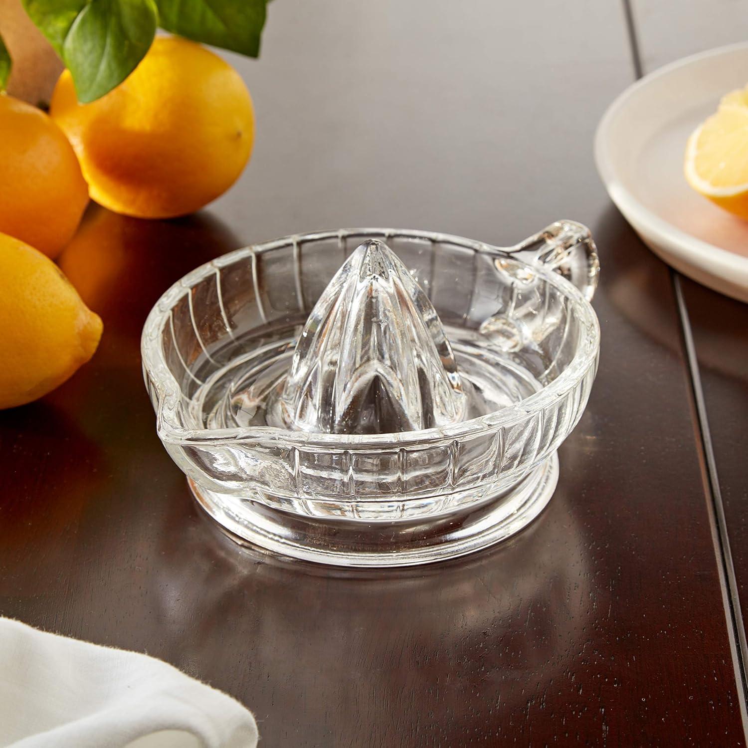 HIC Kitchen Citrus Juicer Reamer with Handle and Pour Spout, Heavyweight Glass