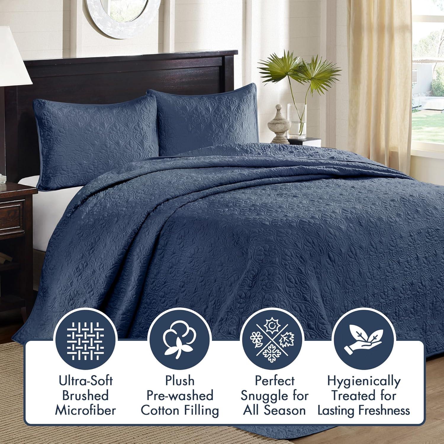 Quebec Reversible Bedspread Set