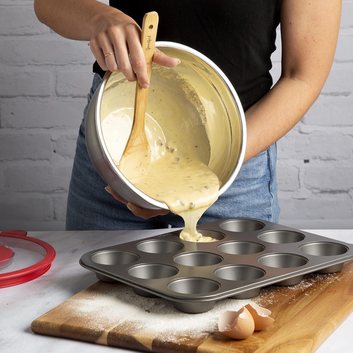 Goodful Stainless Steel Mixing Bowl with Non-Slip Bottom, Lid and 3 Interchangeable Grater Inserts (Fine, Coarse, Slicing), 5 Quart, Red