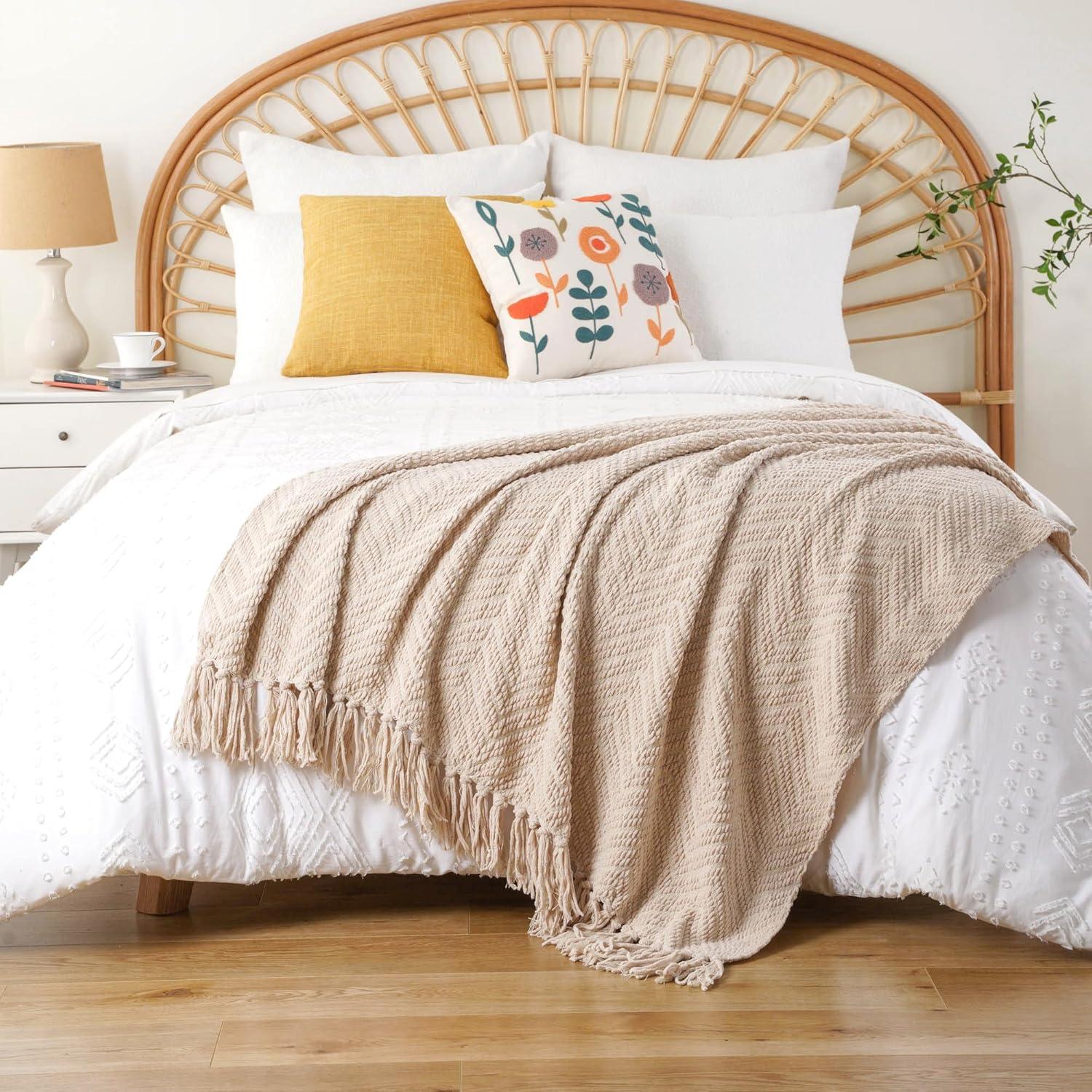 Battilo Home Throw Blanket for Couch, Decorative Knit Grey Blanket for Bed, Super Soft Warm Grey Throws for Room Farmhouse Accent Decor, 50"x60"