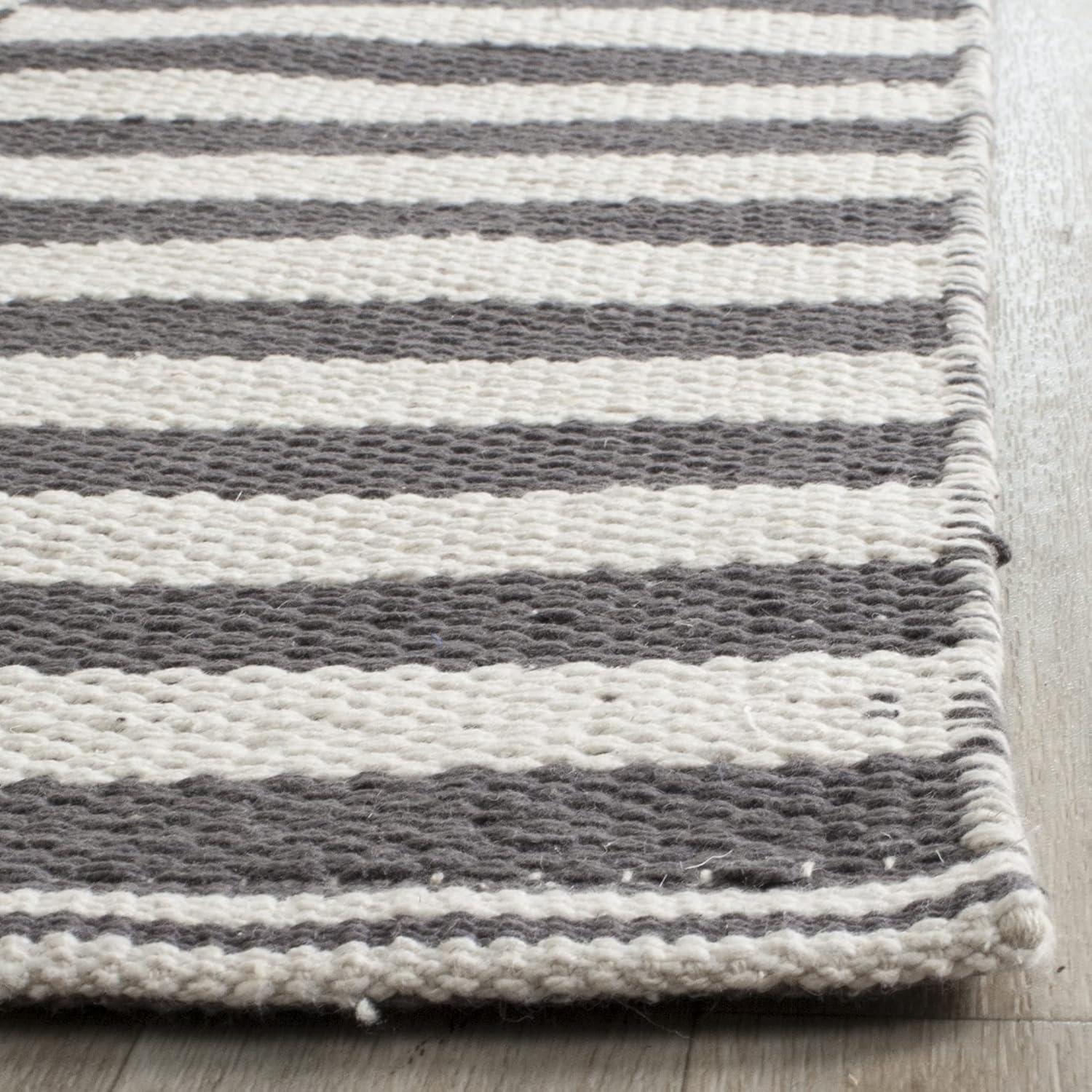 Montauk MTK715 Hand Woven Indoor Area Rug - Ivory/Grey - 7'x9' - Safavieh