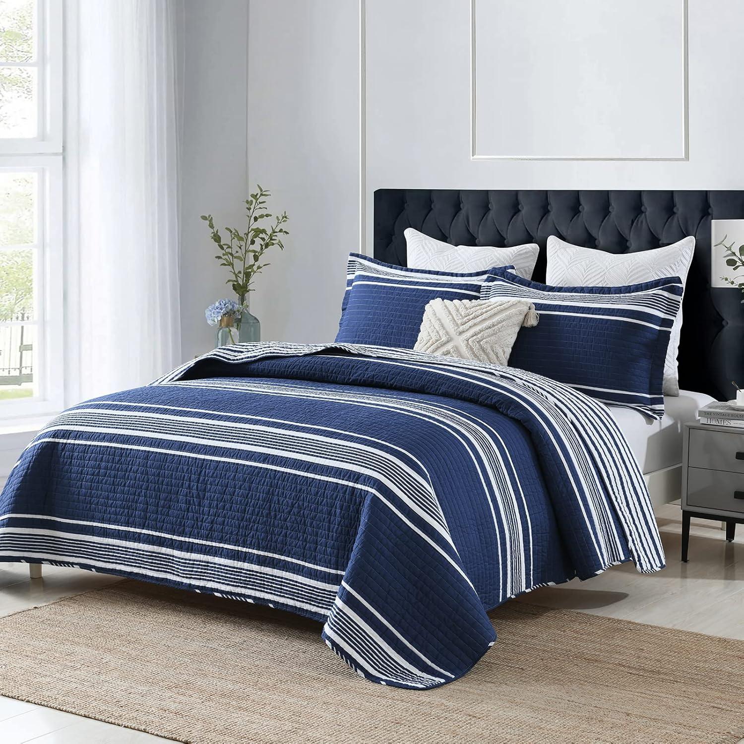 PANGUSHAN 100% Cotton Navy Blue Quilt Queen Size, Queen Quilt Bedding Set Quilted Bedspreads, Lightweight Reversible Striped Comforter for Queen Bed, All Season, Navy Blue, 3 Pieces