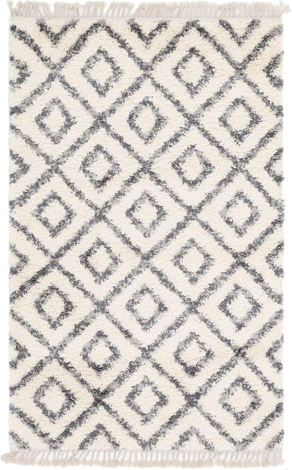 Unique Loom Hygge Shag Collection Area Rug - Diamond (5' 1" x 8' Rectangle, Ivory/ Gray)