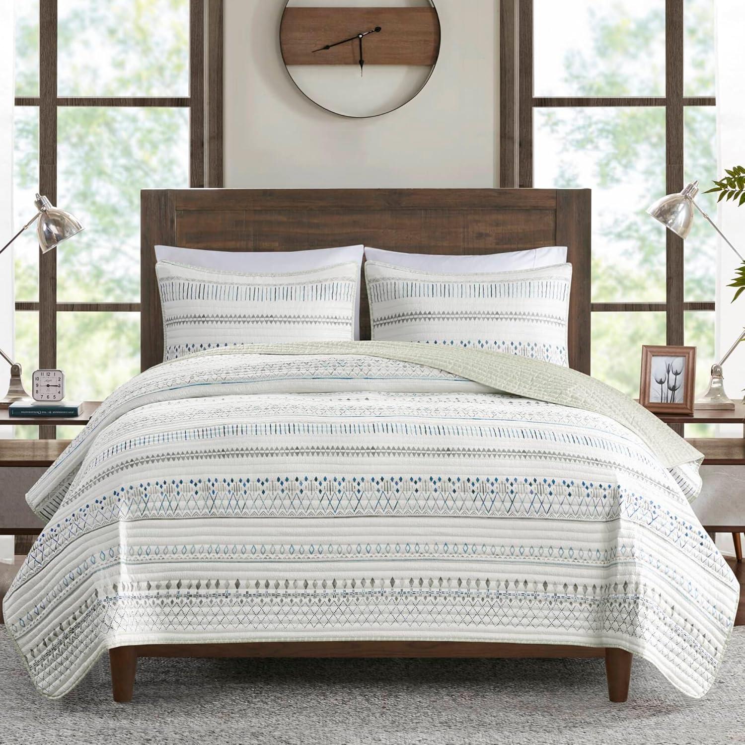 Madison Park Fraser 3 Piece Printed Seersucker Quilt Set