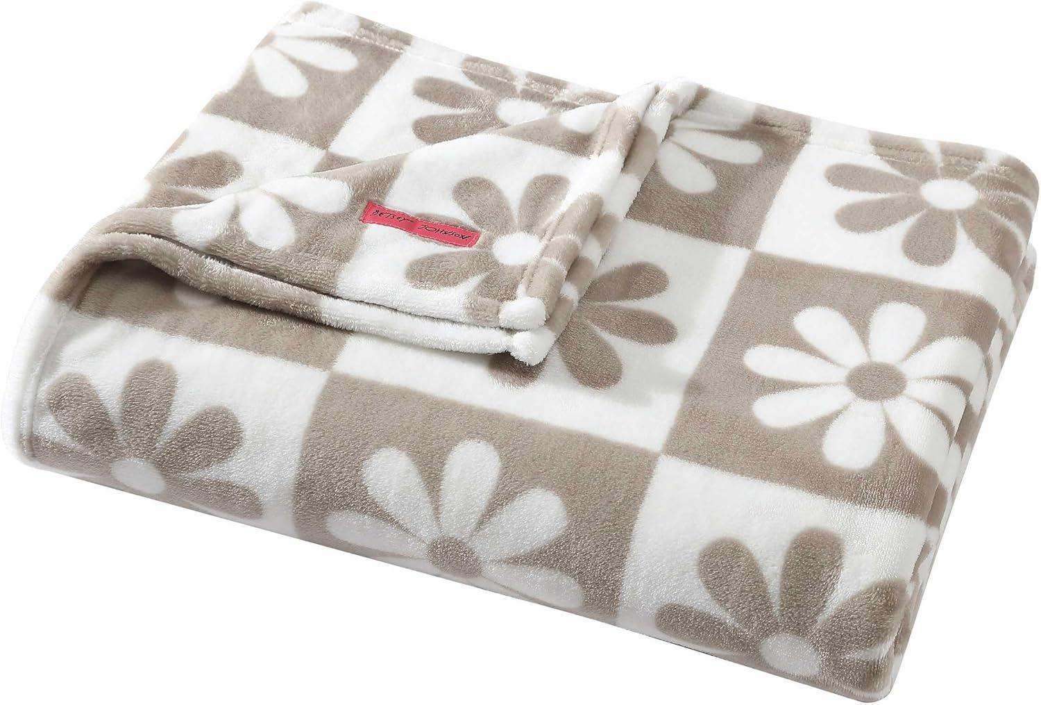 Twin Beige and White Fleece Reversible Blanket