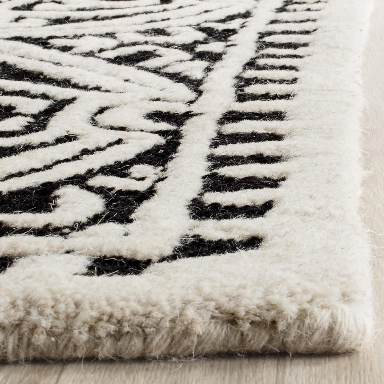 SAFAVIEH Cambridge Leslie Geometric Wool Area Rug, Black/Ivory, 11' x 15'