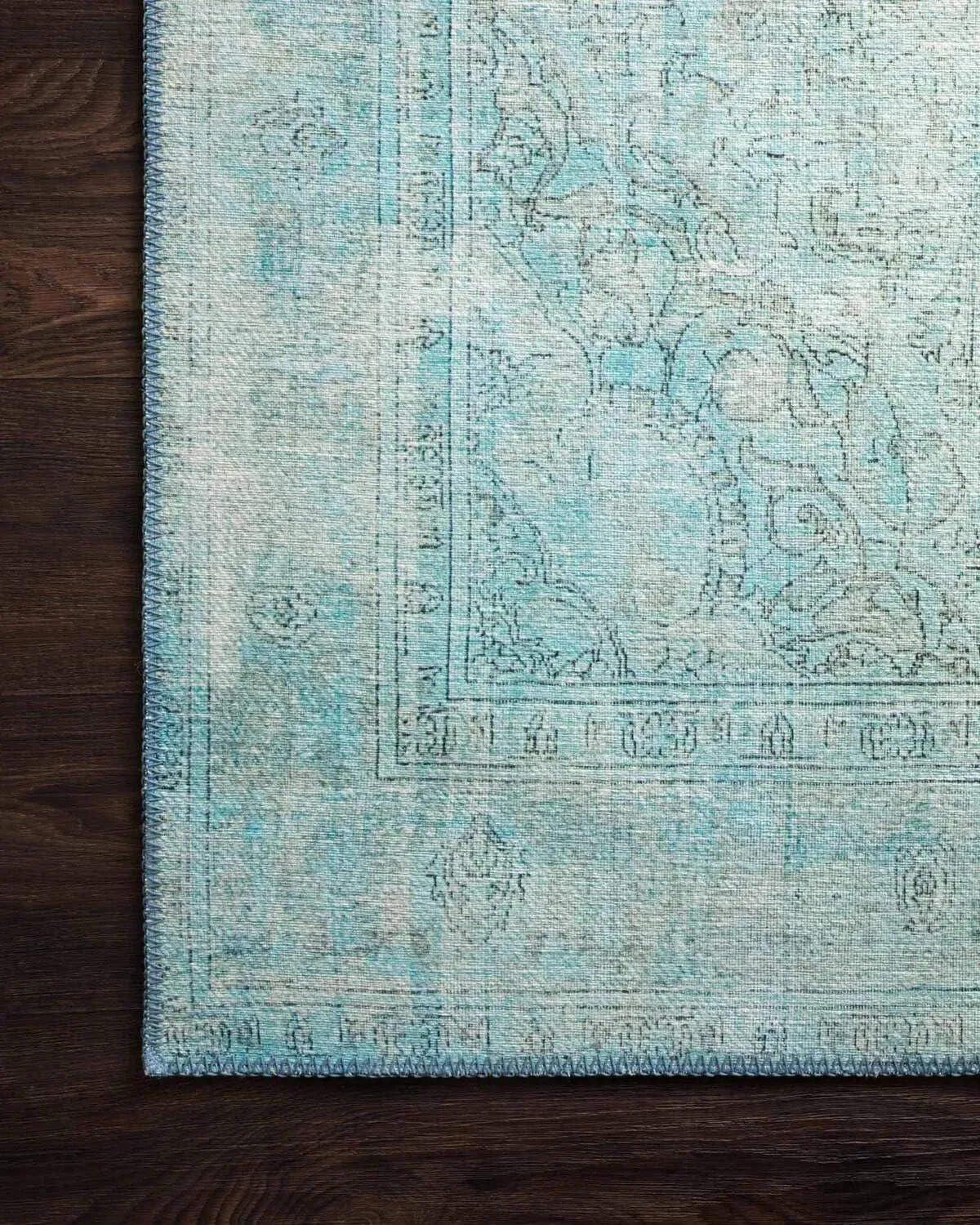 Aqua Floral Elegance Polyester 7'6" x 9'6" Area Rug