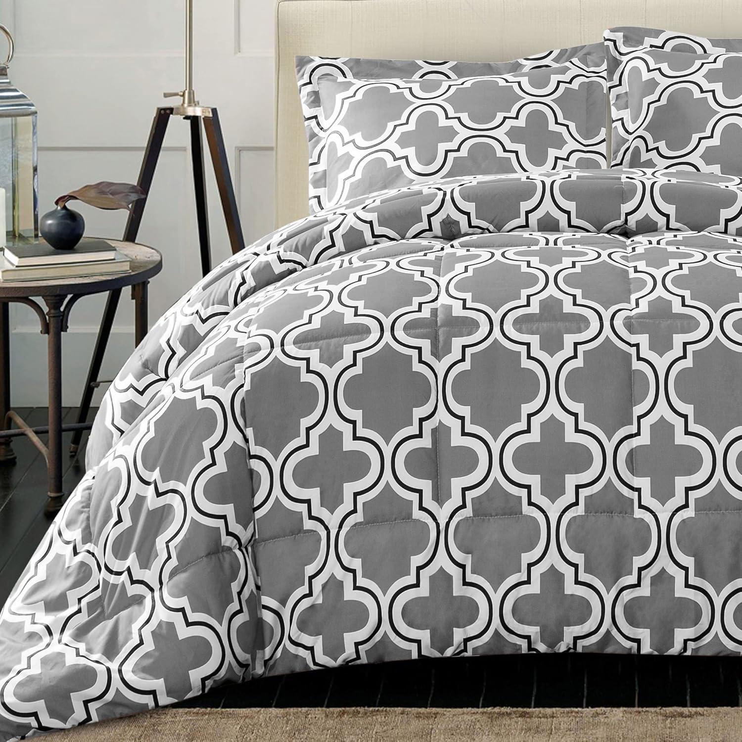Superior Superior Trellis Trellis Hypoallergenic Down Alternative 3Pc Comforter Set
