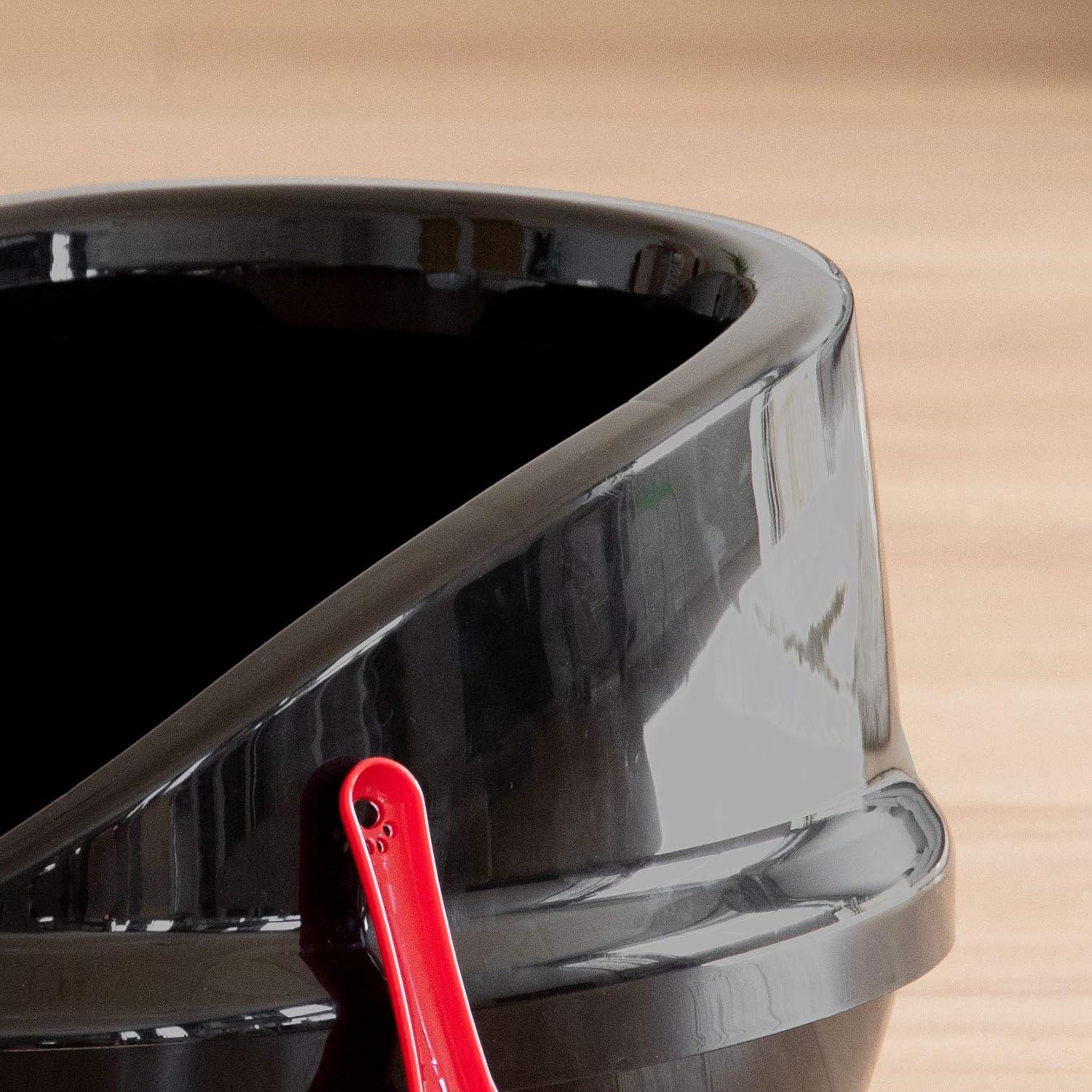 IRIS USA, Inc. Plastic Litter Box with Scoop