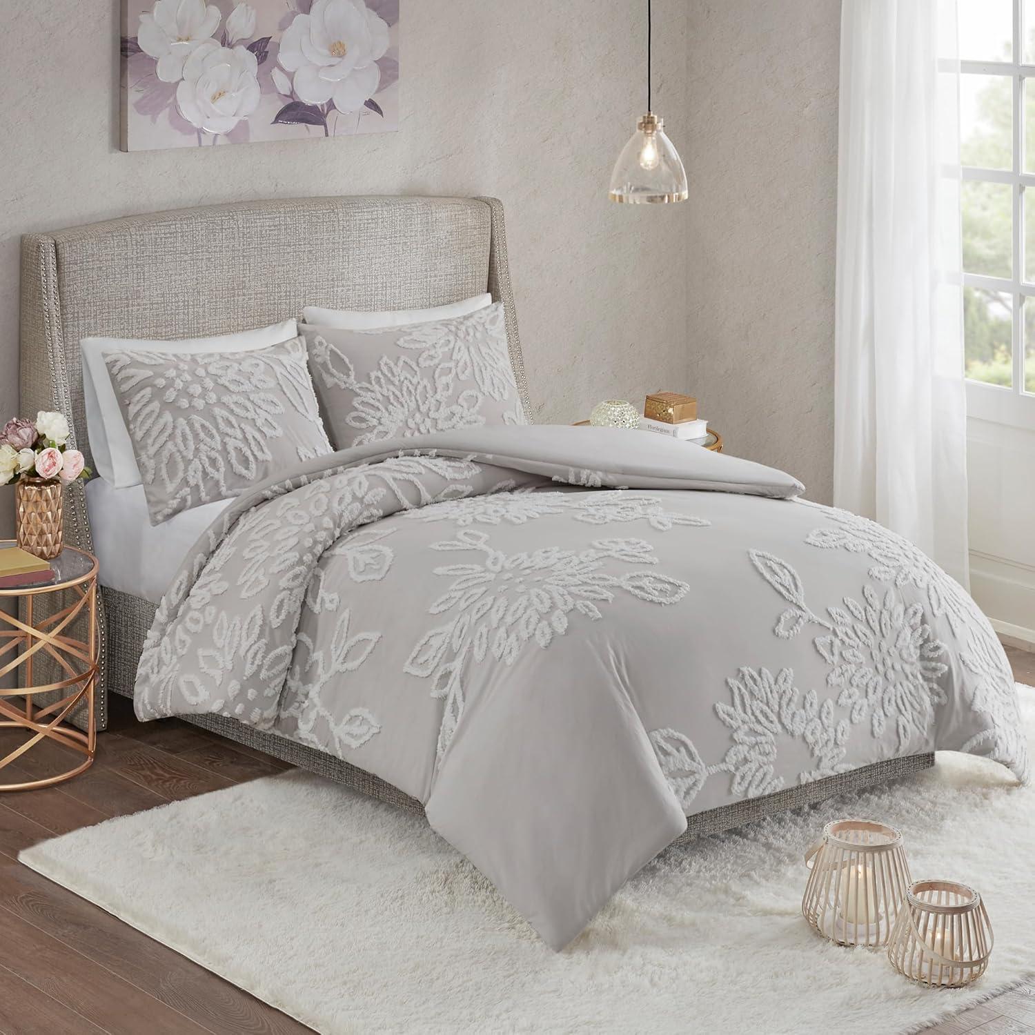 Kelly Clarkson Home Gwyneth 3 Piece Tufted Cotton Chenille Floral Duvet Cover Set