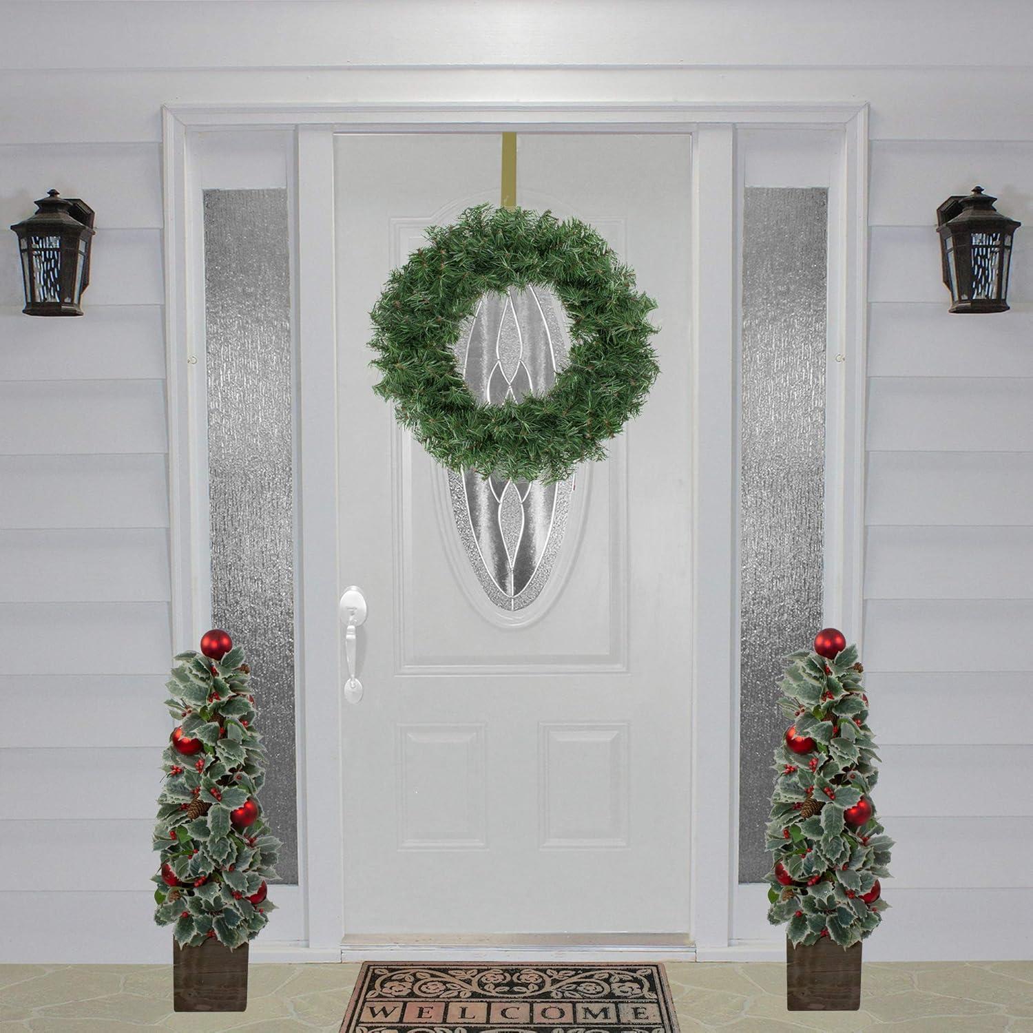 Northlight Seasonal Canadian Pine Artificial Christmas Wreath Unlit