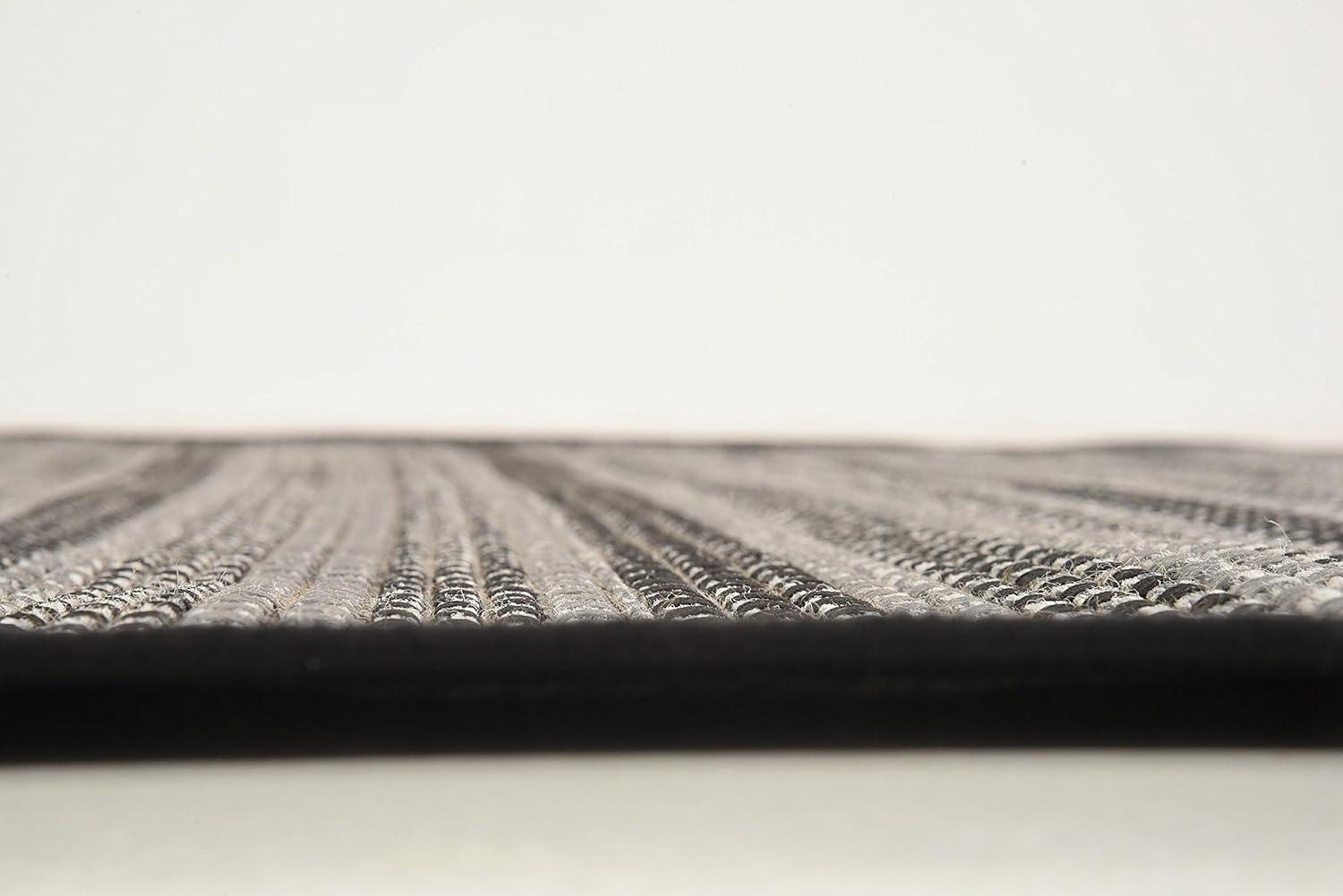 Striped Indoor / Outdoor Rug