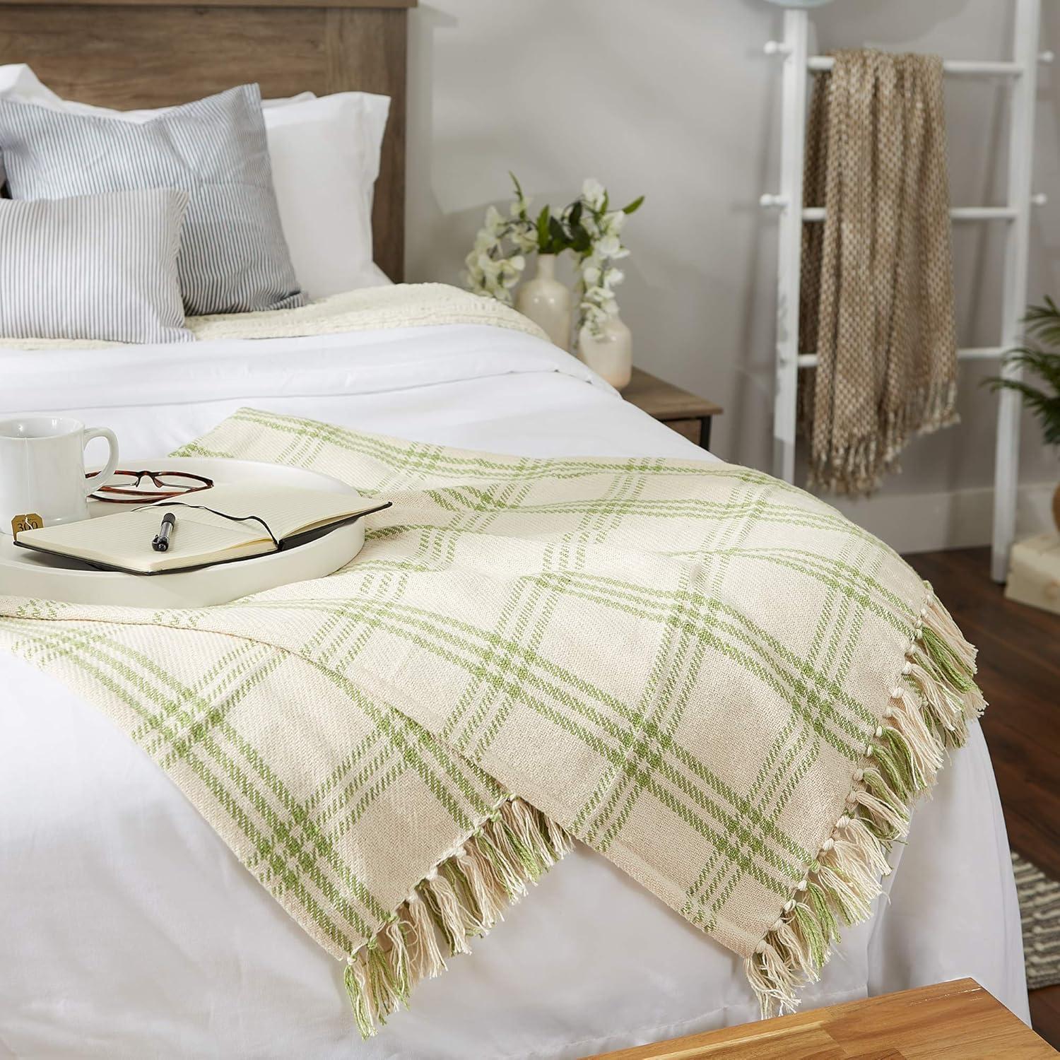 Contemporary Home Living Green and White Plaid Rectangular Cotton Decorative Throw 50" x 60"