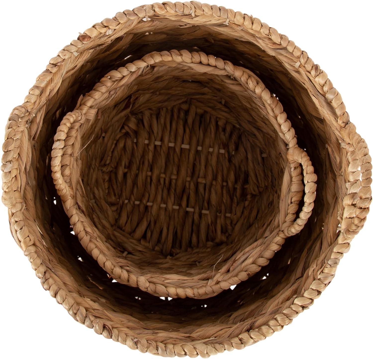 Kate and Laurel Livia Moderno Juego de Cestas Tejidas de Dos Piezas, 16 x 16 y 13 x 13, Jacinto de Agua Natural, Cestas de Mimbre Natural Transicionales para Usar Como Maceteros Tejidos O Cestas Tipo Manta para Sala de Estar