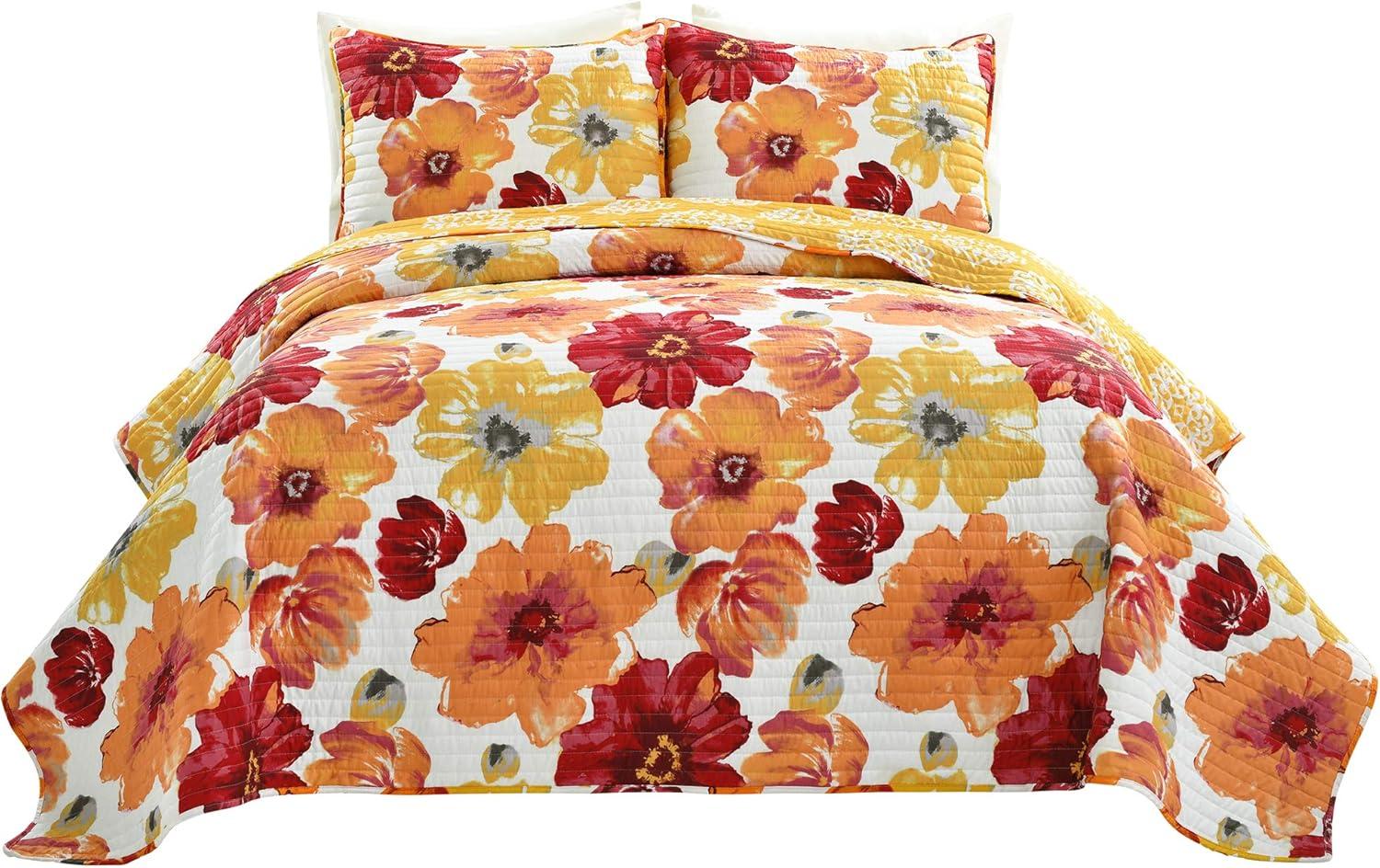 Leah Reversible Quilt Set