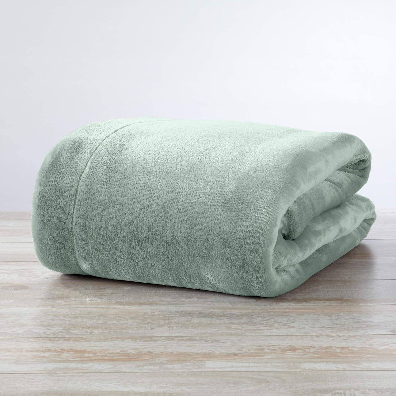 FreshFolds Ultra Soft Plush Sherpa Reversible Blanket