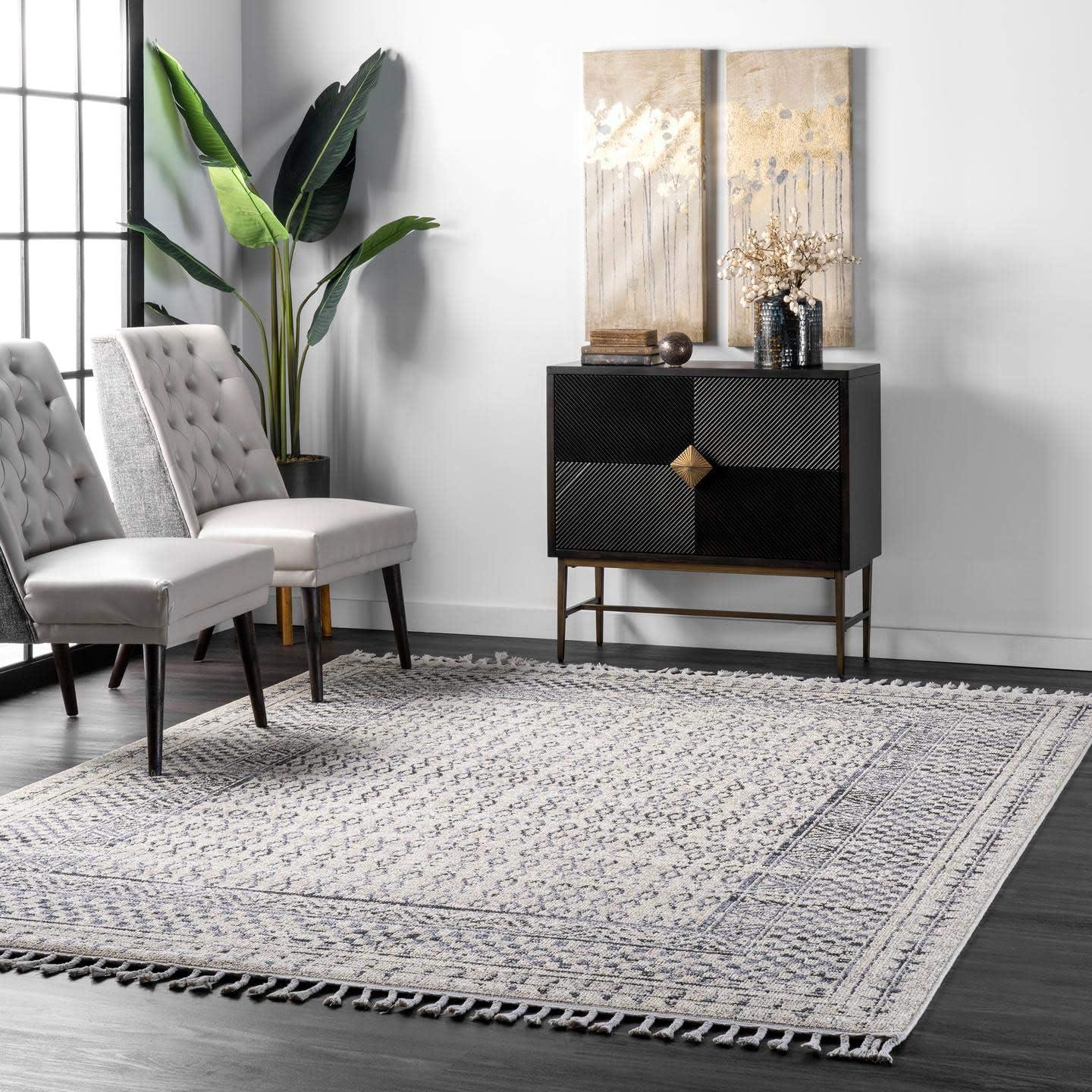 Ivory Diamond Braided 2' x 3' Synthetic Accent Rug