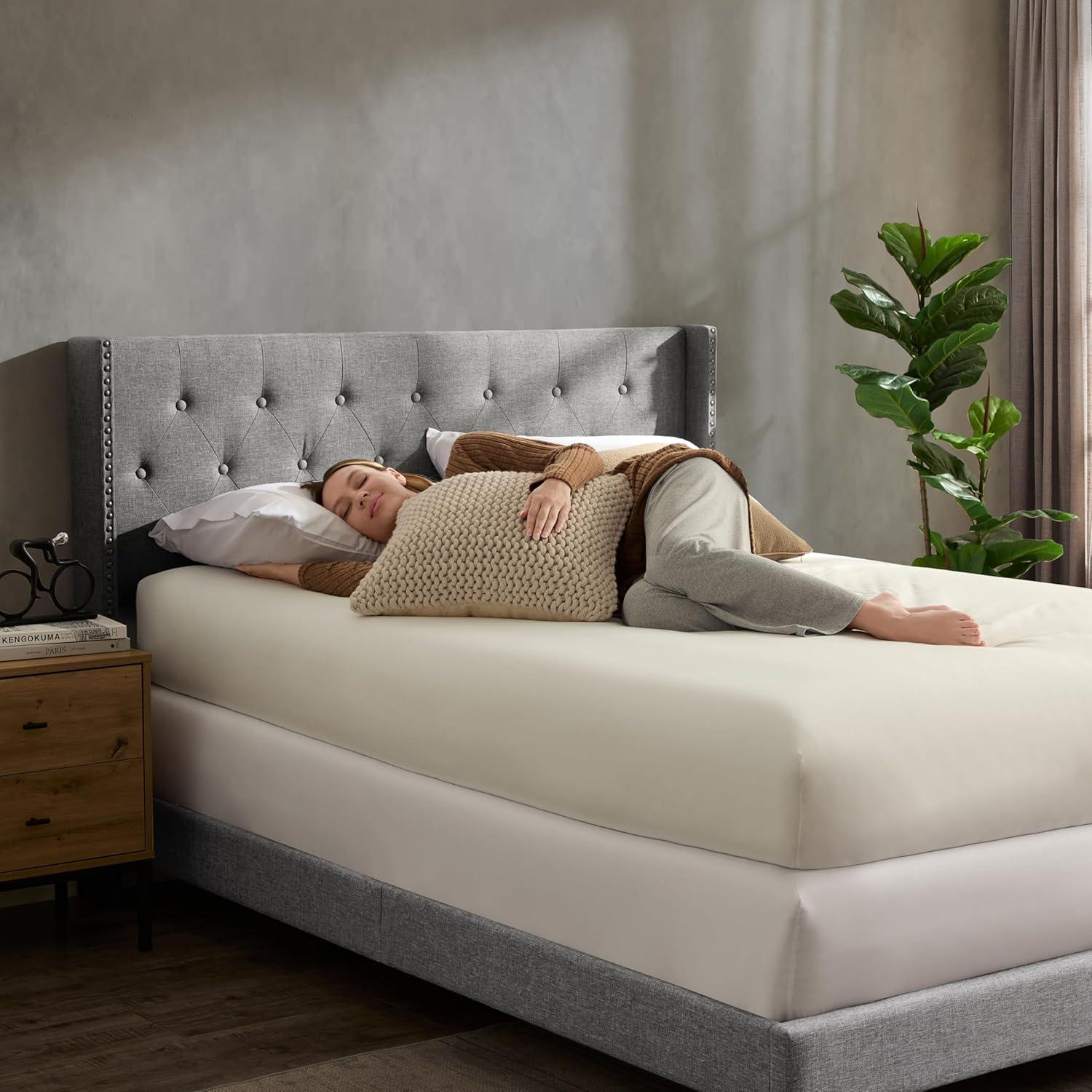 Bryt Wingback Diamond Upholstered Platform Bed, King Size Bed Frame with Headboard - Silver