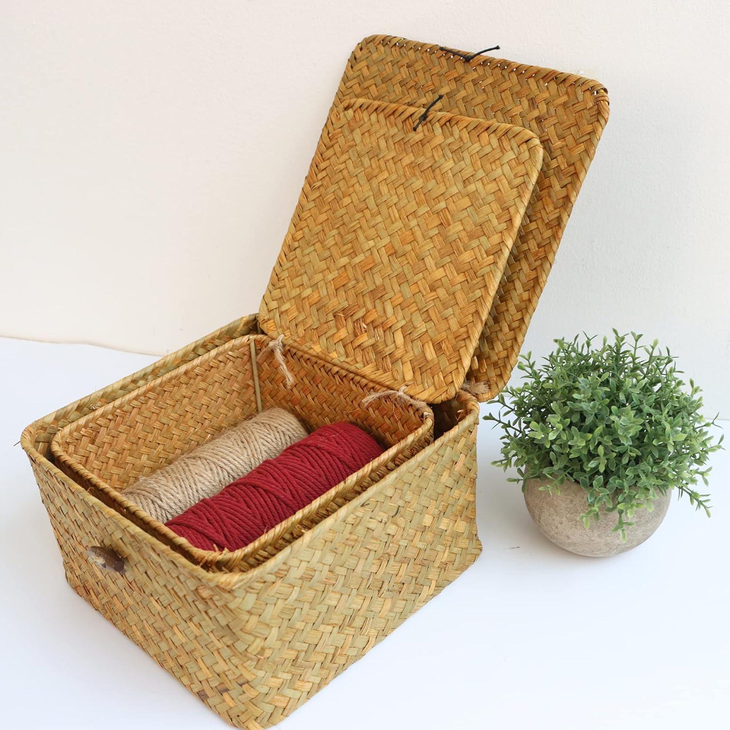 Wicker Shelf Baskets with Lid, Handwoven Seagrass Storage Basket Bins Square Gift Boxes for Shelves Home Decor Organizer (Natural, Set of 4)