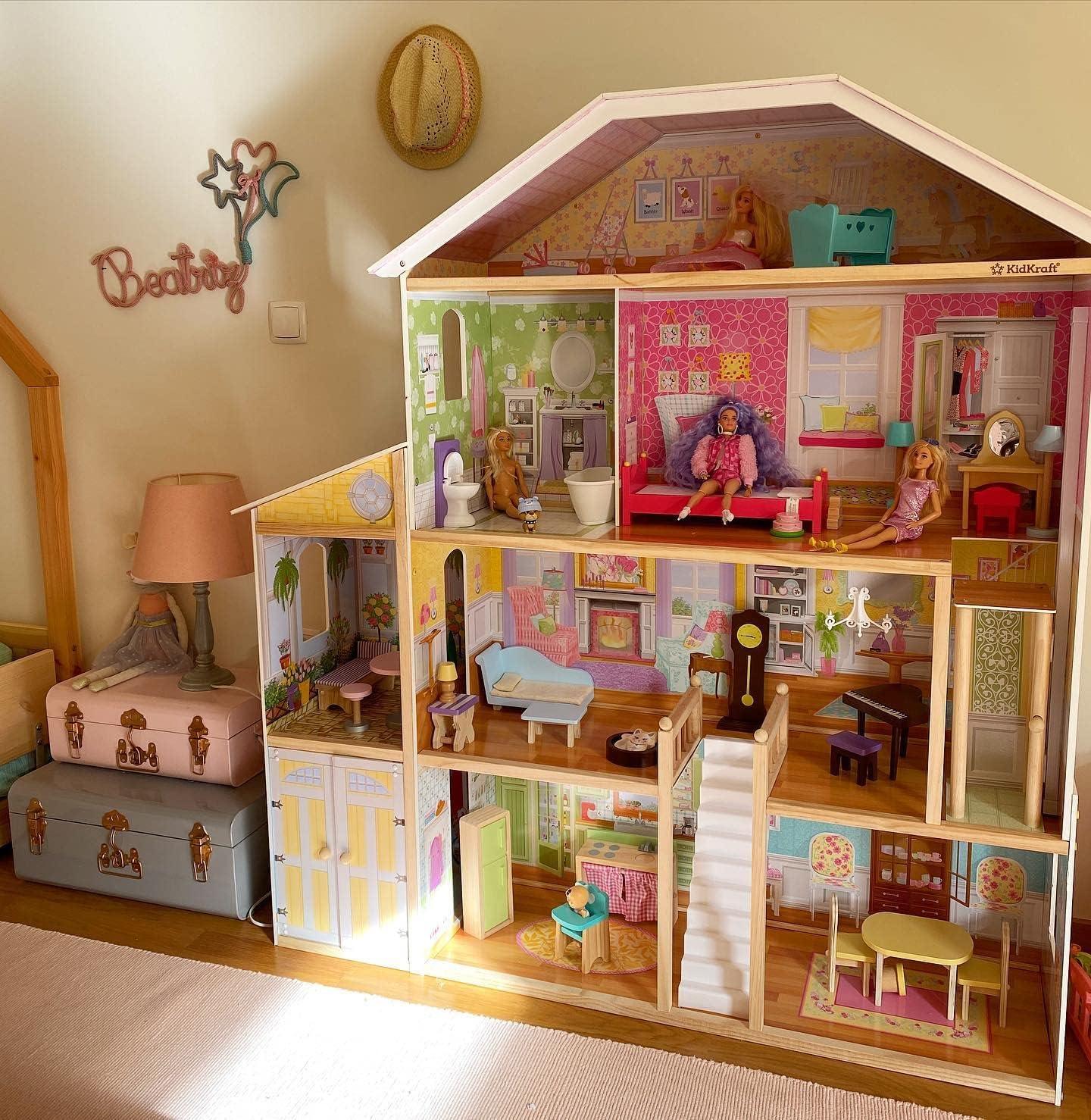 KidKraft Majestic Mansion Wooden Dollhouse with 34 Accessories