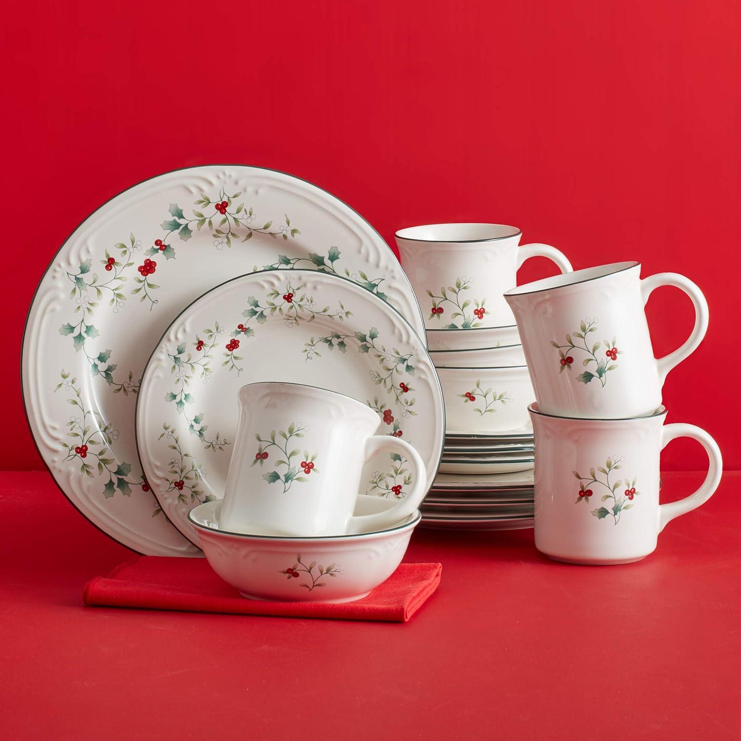 Winterberry Porcelain Holiday Dinnerware Set, Service for 4