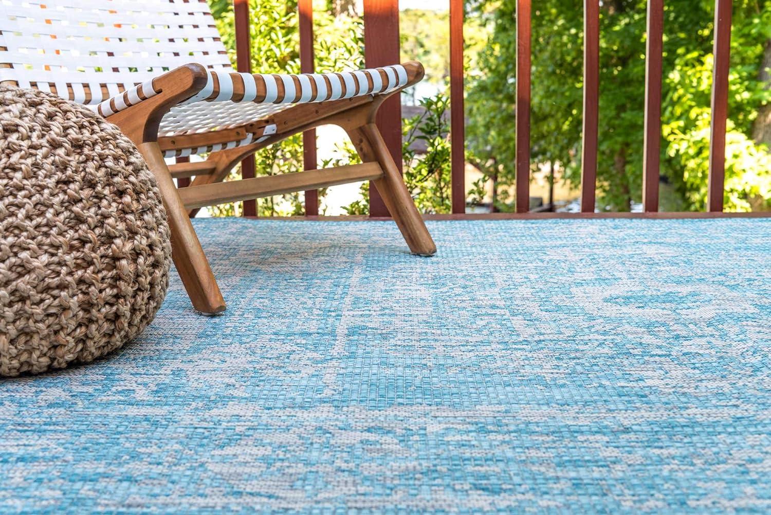 Serene Light Aqua & Gray 5'x8' Synthetic Outdoor Rug