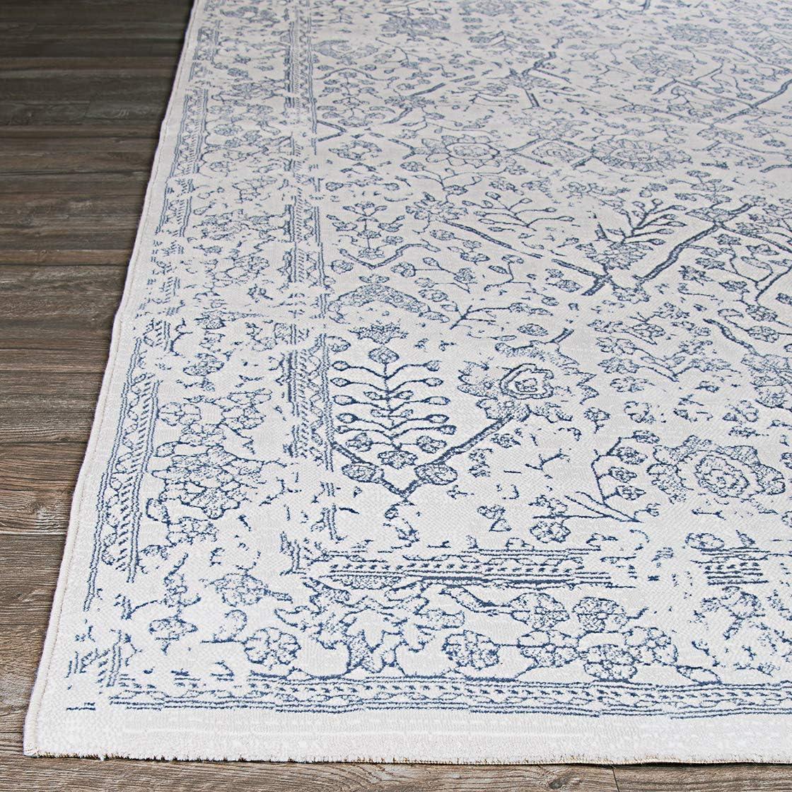 Couristan 89740567311056T 3 ft. 11 in. x 5 ft. 6 in. Marina Lillian Rug, Oyster & Slate Blue