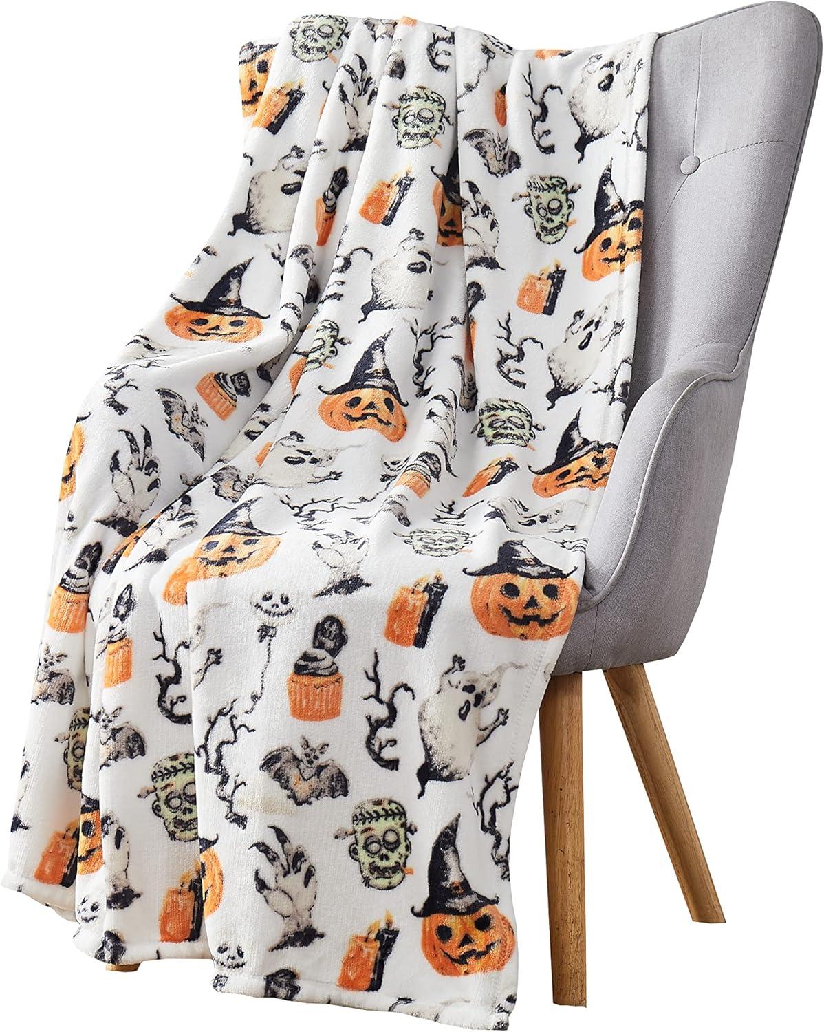 Ultra Soft & Plush Autumn & Halloween Chic Themed Oversized Accent Throw Blankets - Assorted Styles (Spooky Ghosts)