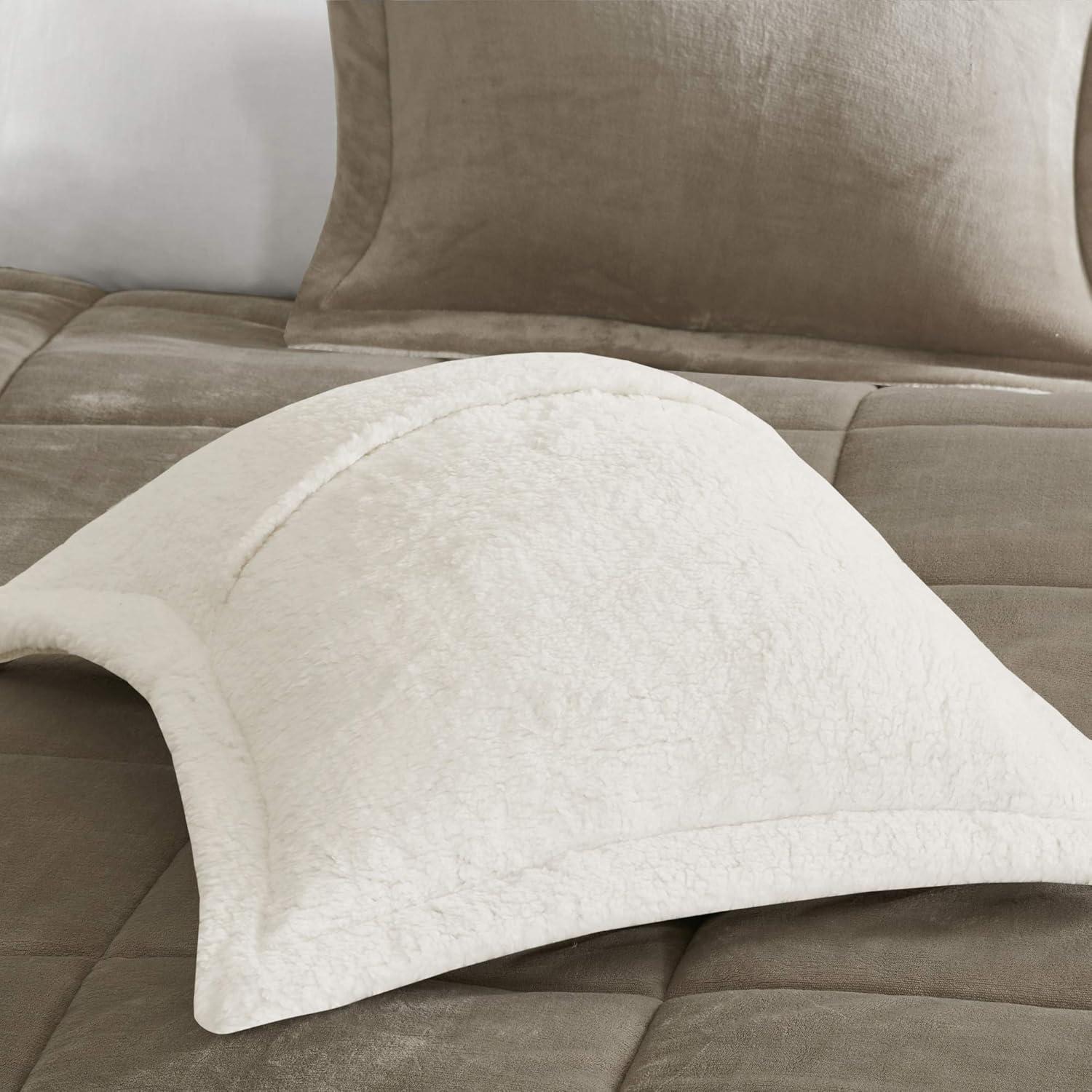 Woolrich Woolrich Alton Plush to Sherpa Down Alternative Comforter Set